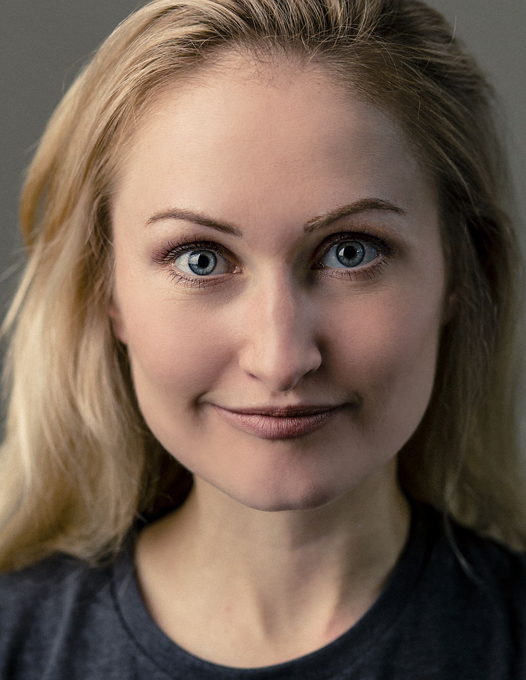 Headshots — Eleanor Howarth