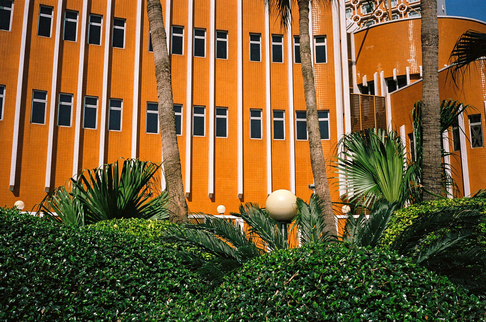 ORANGE! • MACAU