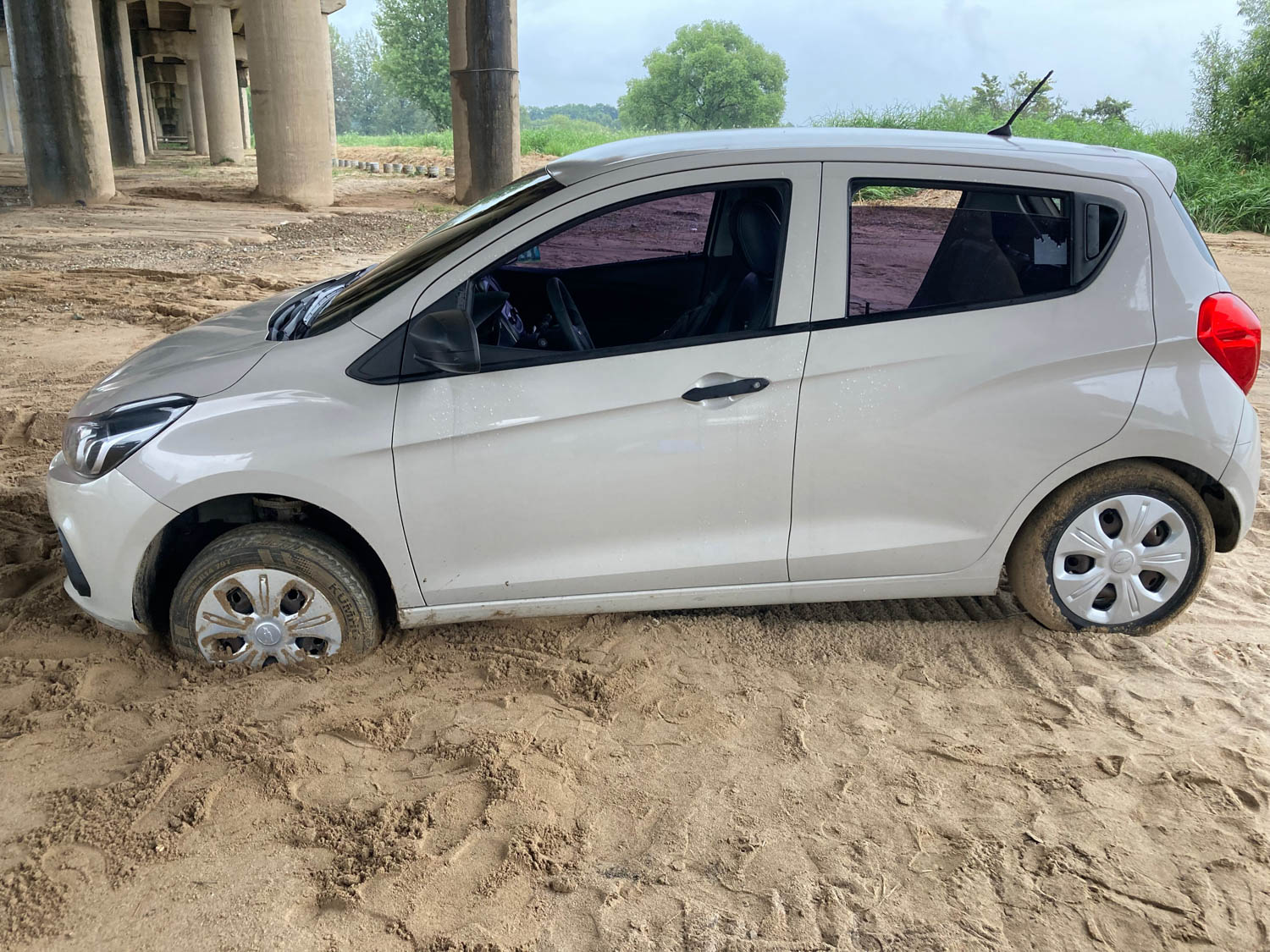 흙 무덤에 빠졌던 노드트리의 막내 차