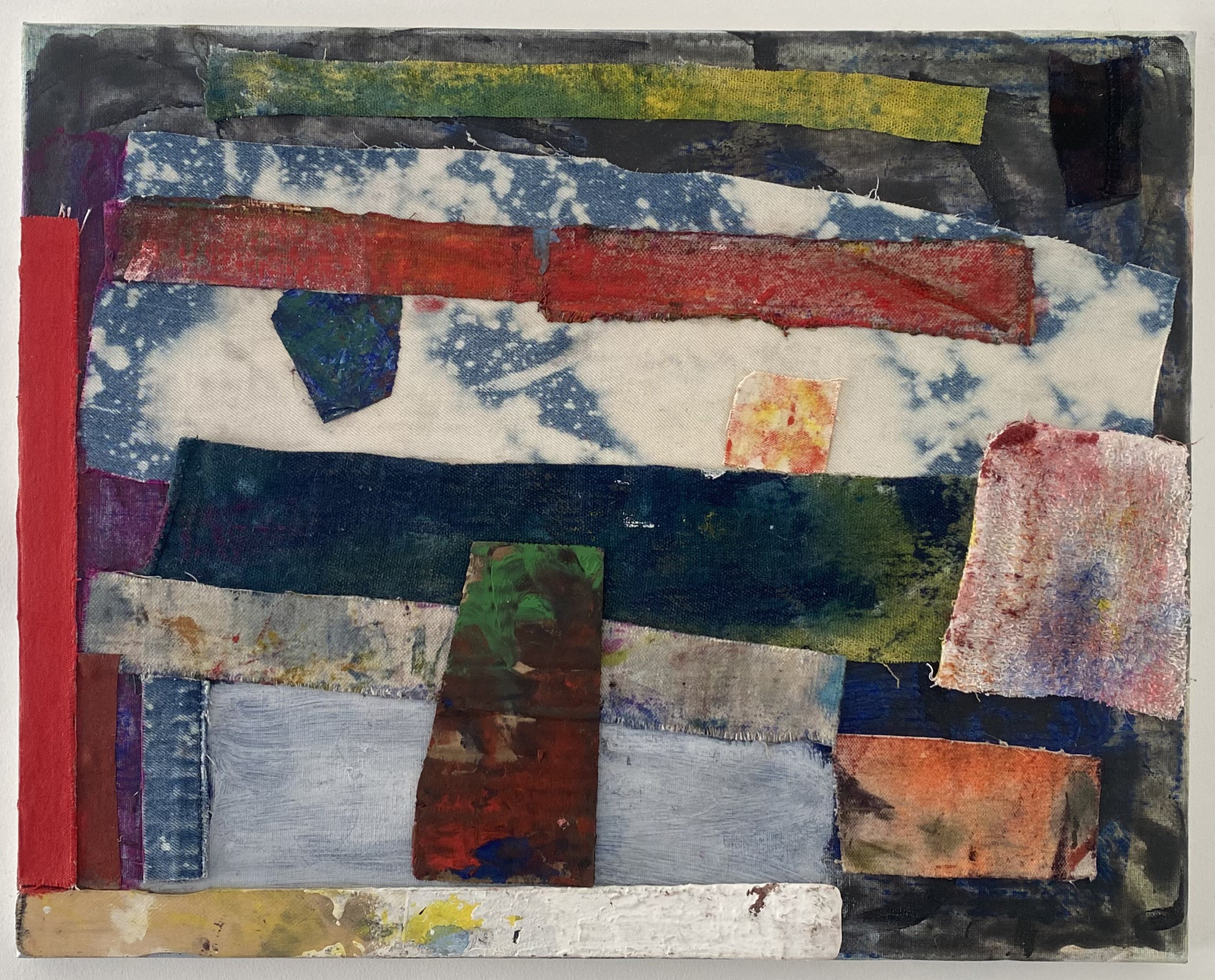 2025 multimedia $900