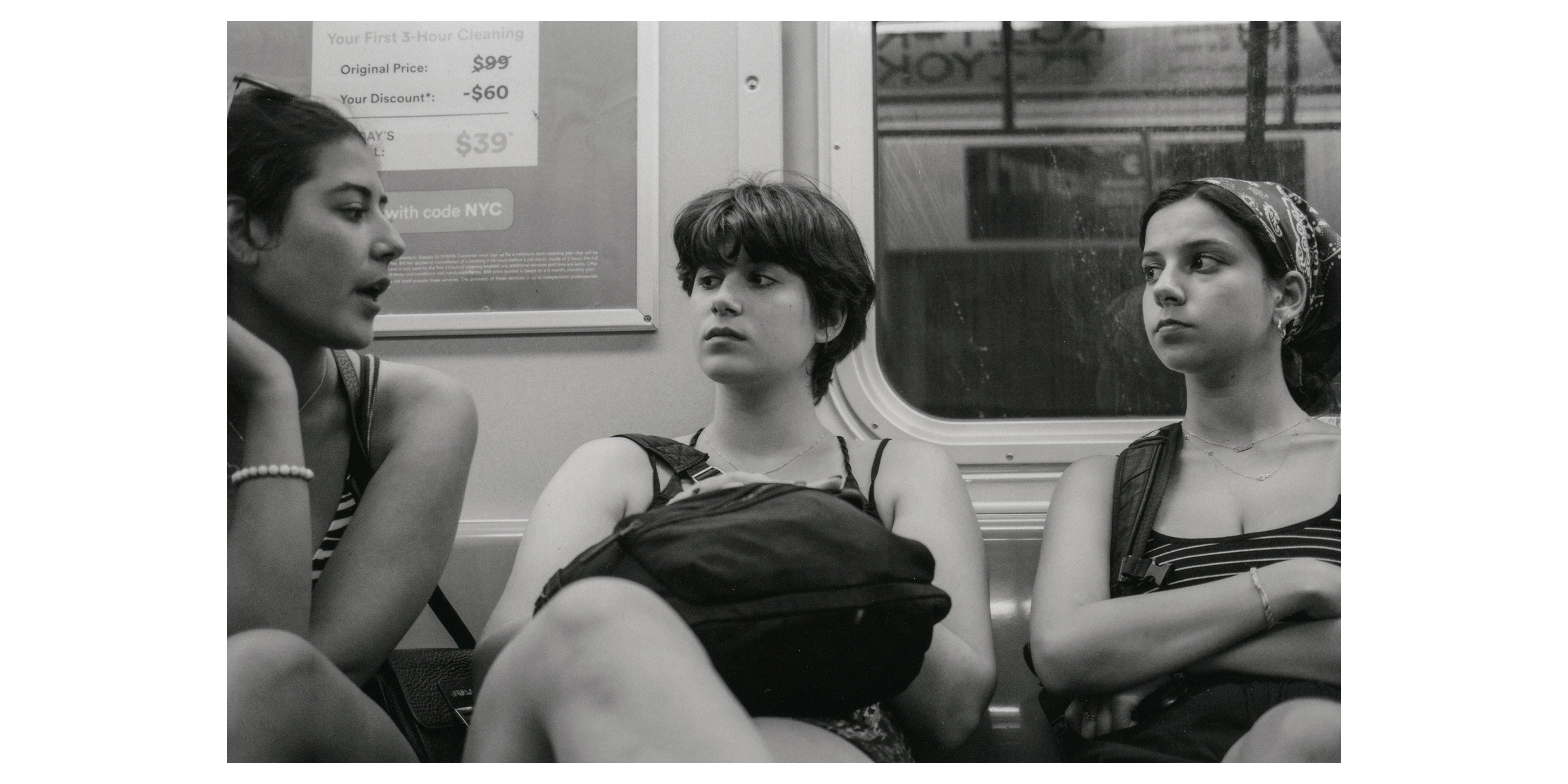 Girls on the train, New York, 2019