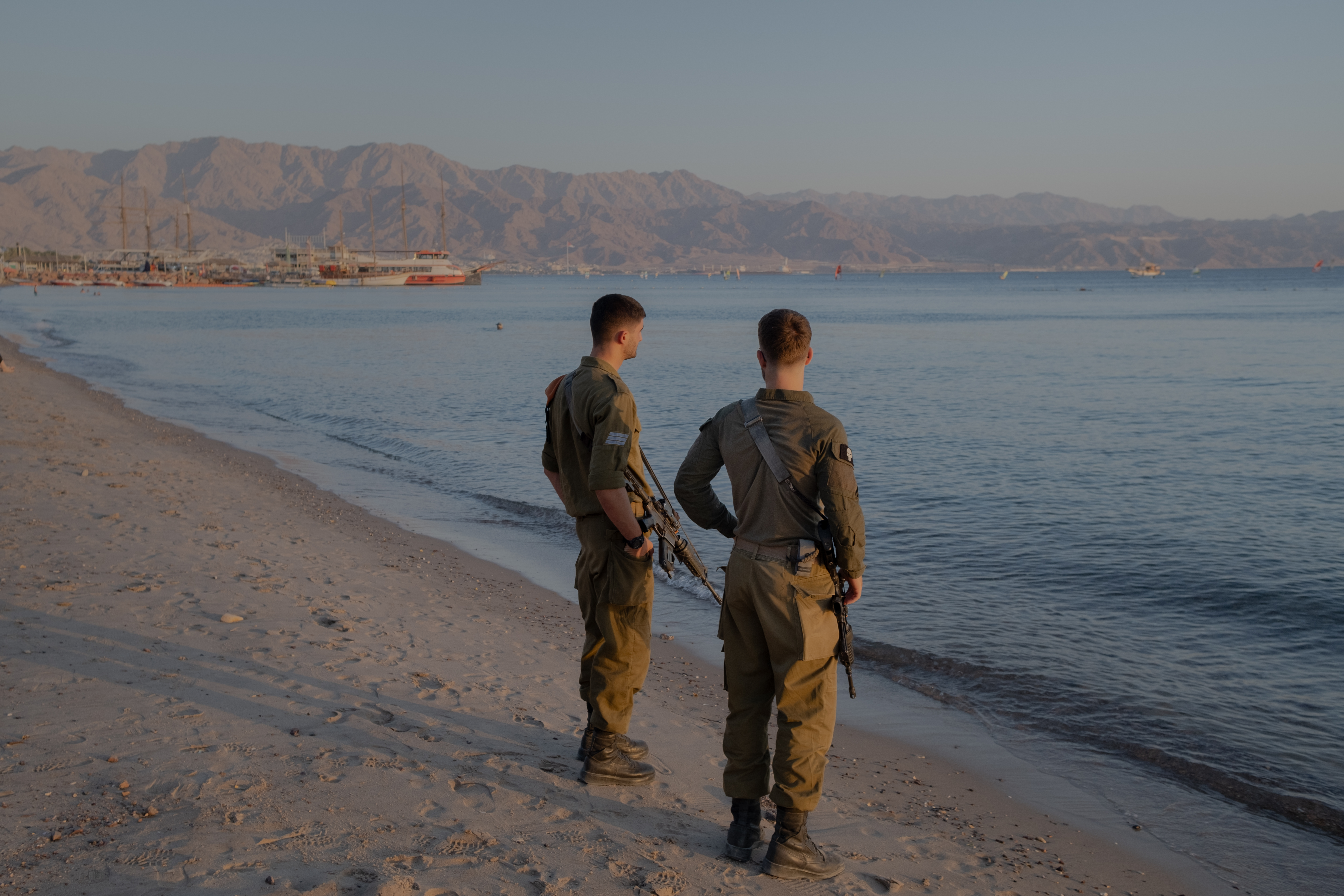 NZZ -  Full hotels, empty beaches - nothing is as it used to be in the Israeli holiday paradise Eilat.