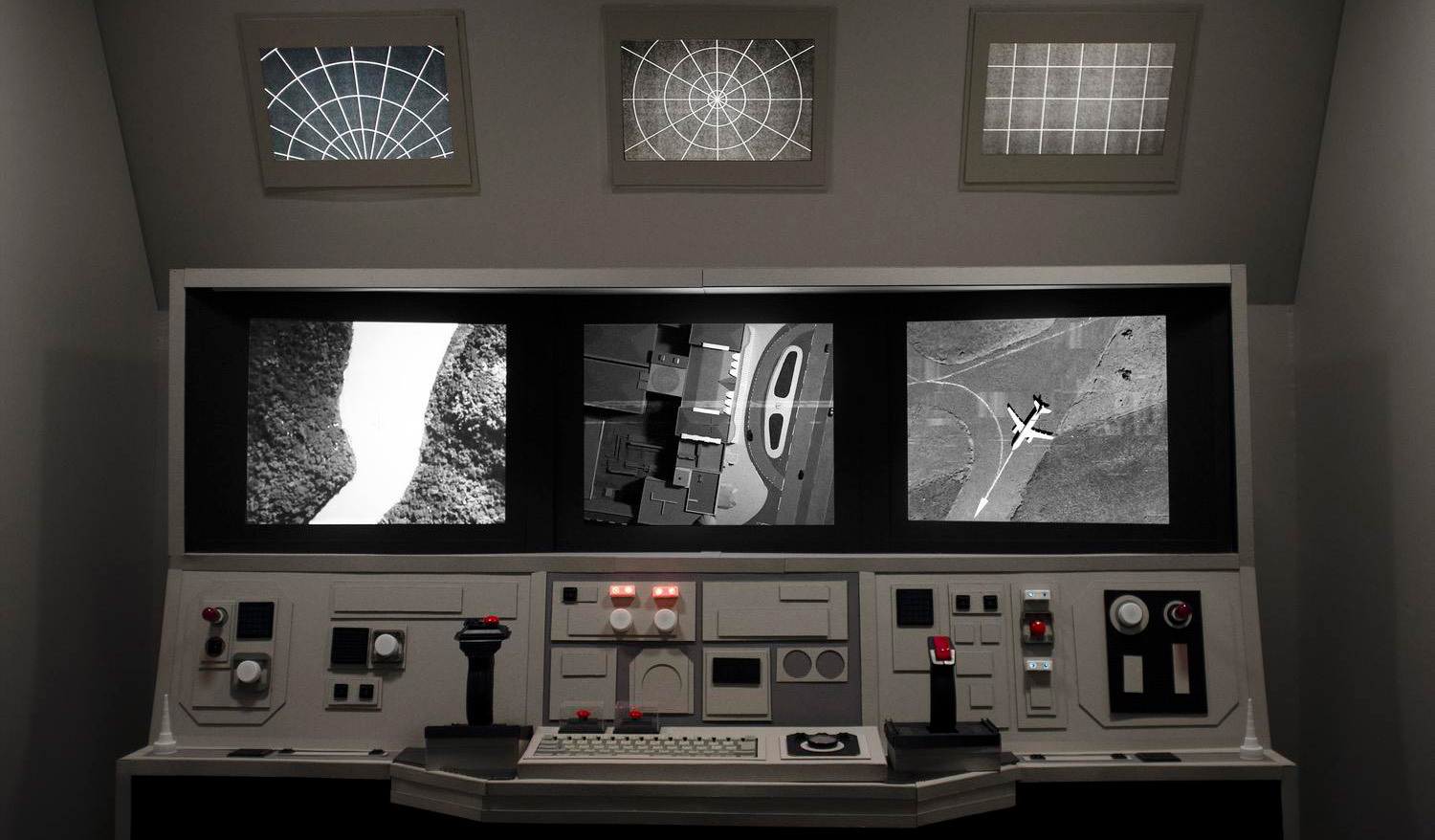 The Same Face // 2015 // Read More ︎︎︎