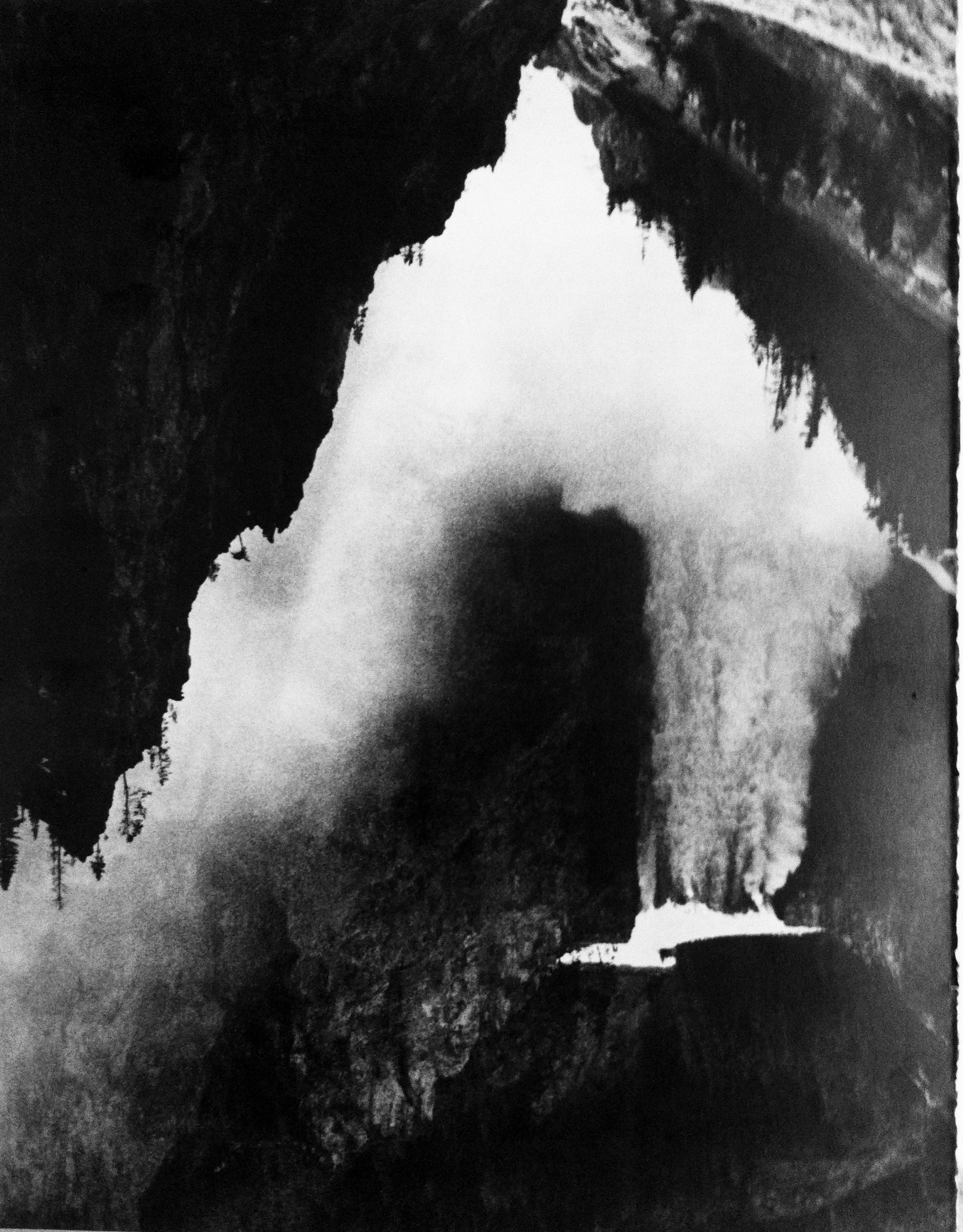 Smoking waterfal, 2013, framed found image, 39 x 32 cm