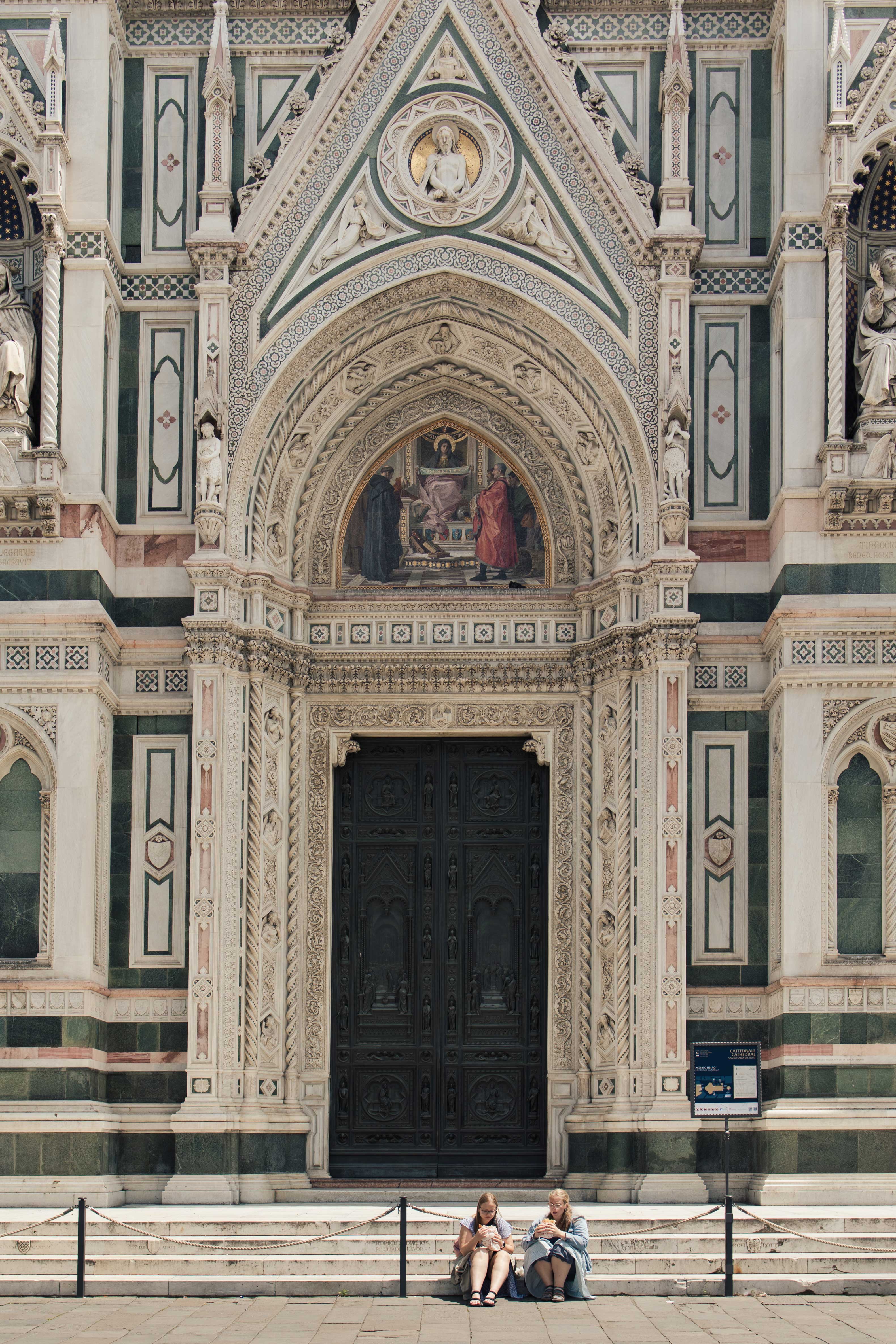 Hunger Games: Florence Street Eats – Qantas Magazine (print, photography)