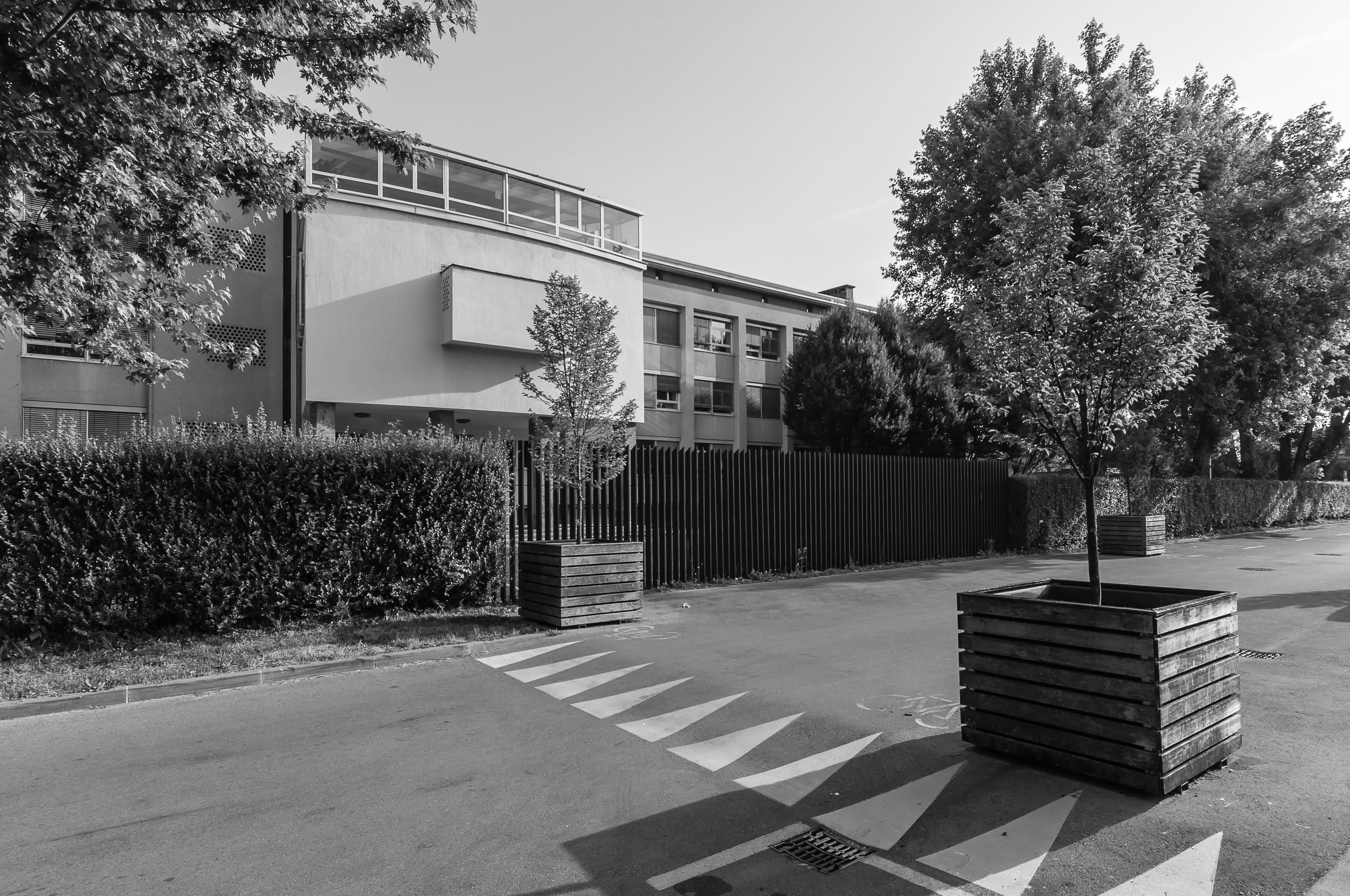 Kemijski in&scaron;titut, Ljubljana / 1954, Benjamin Svetina