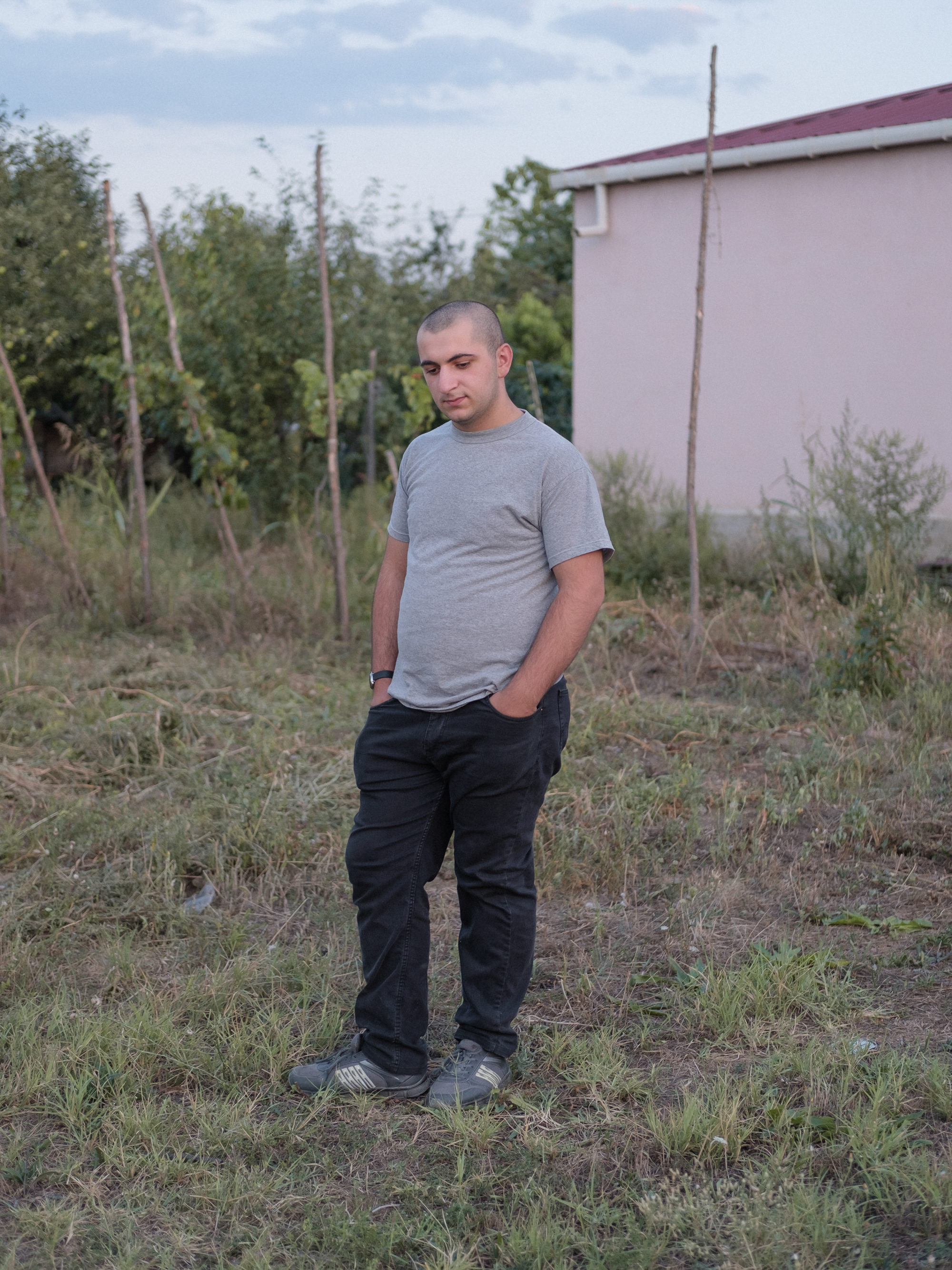 Like many other youngsters in Tserovani, Paata wants to leave Georgia to work abroad. His dream is to work as a Chef in the USA. I met him at the Marshrukta from Tbilisi to Tserovani. At the moment Papa doing his civil service in the capital city.