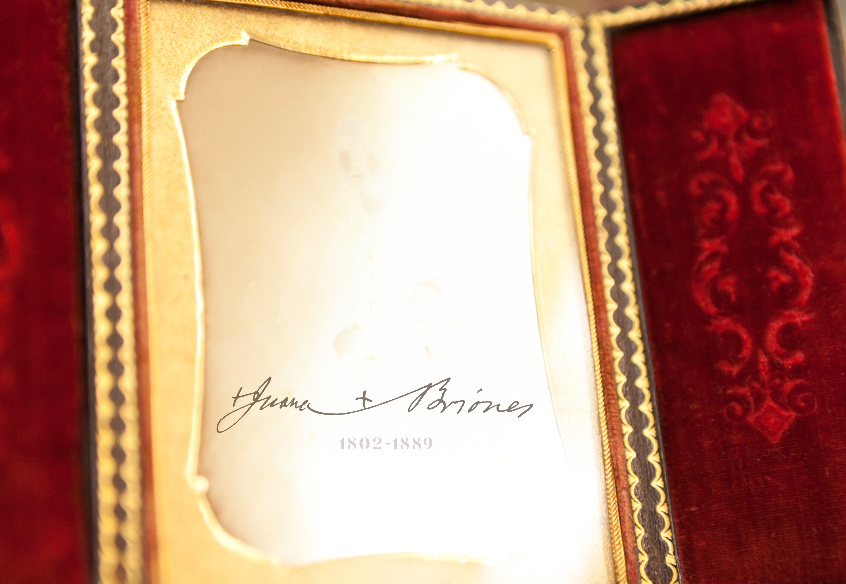 Juana Briones y su California, invitation, center spread.