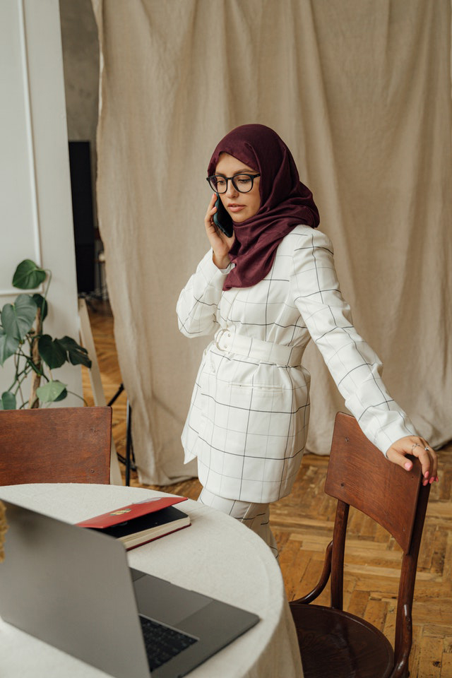 Woman booking an online wellbeing class
