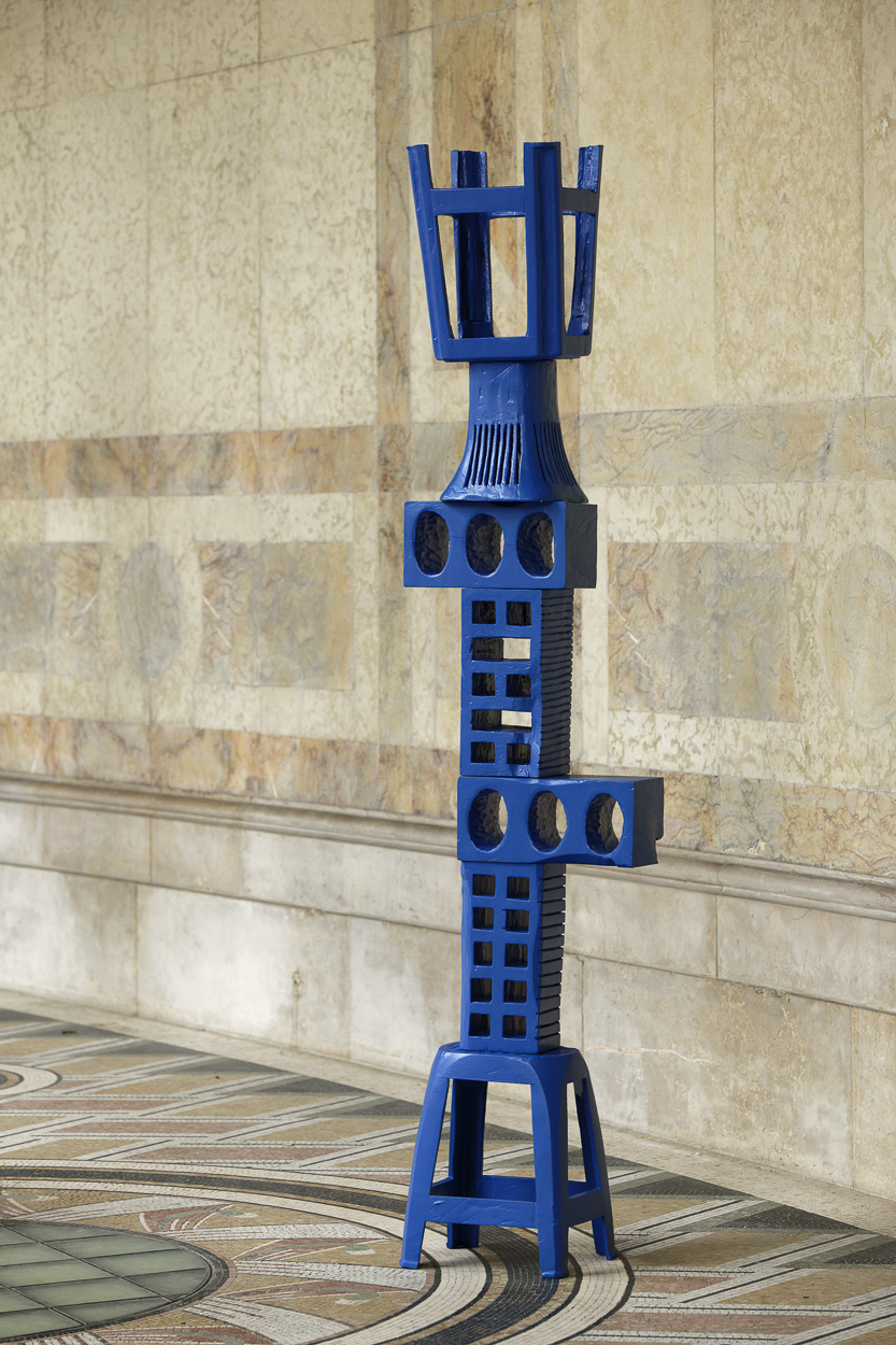 You Look Like Your Face, 2019. carved wood, enamel paint. 200cm x 30cm x 30cm