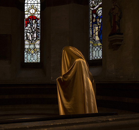 Woman in the Chapel III, 55 × 59cm. 2015