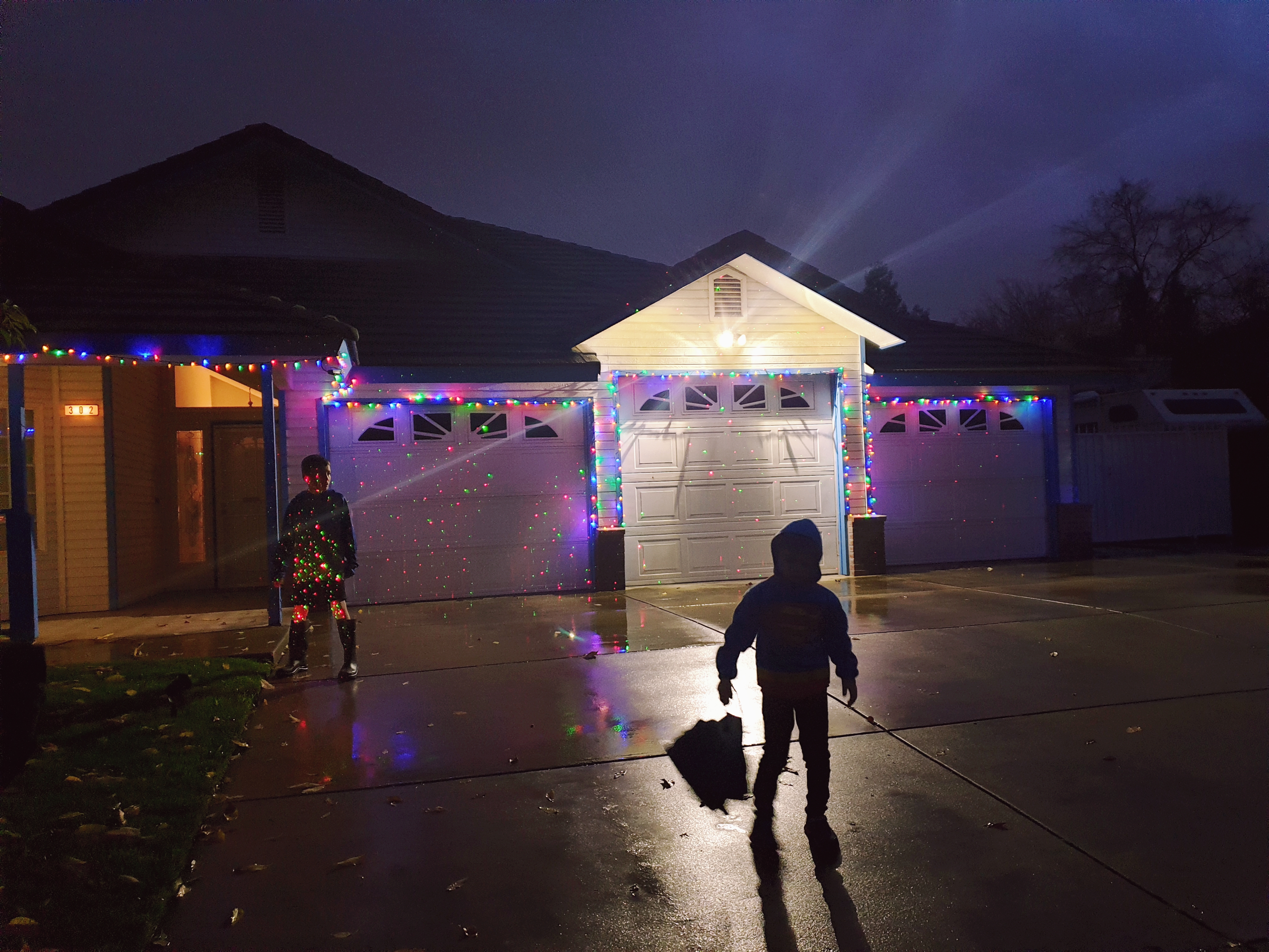 Light dancing in Clovis, California (Photo: Blake Morris)