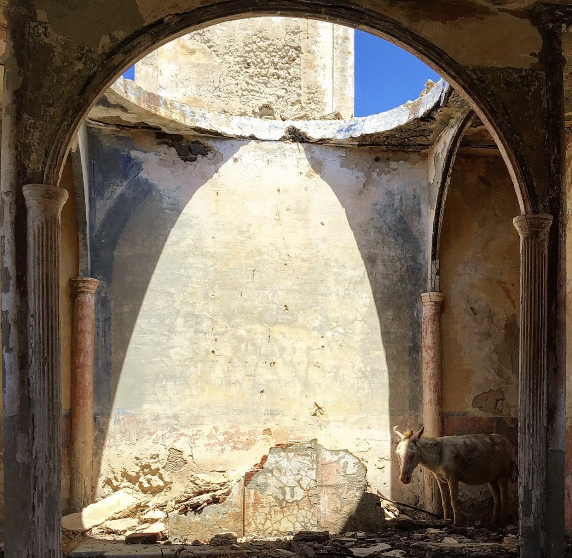 Cappella del cimitero Fornelli, © Federico Spano