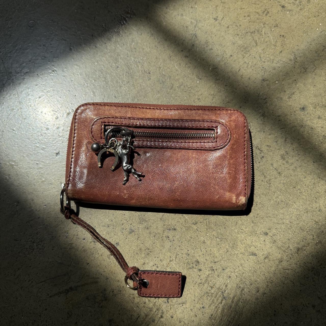 Chloé Equestrian Charm Brown Leather Zip Wallet - 𝓈𝑜𝓁𝒹