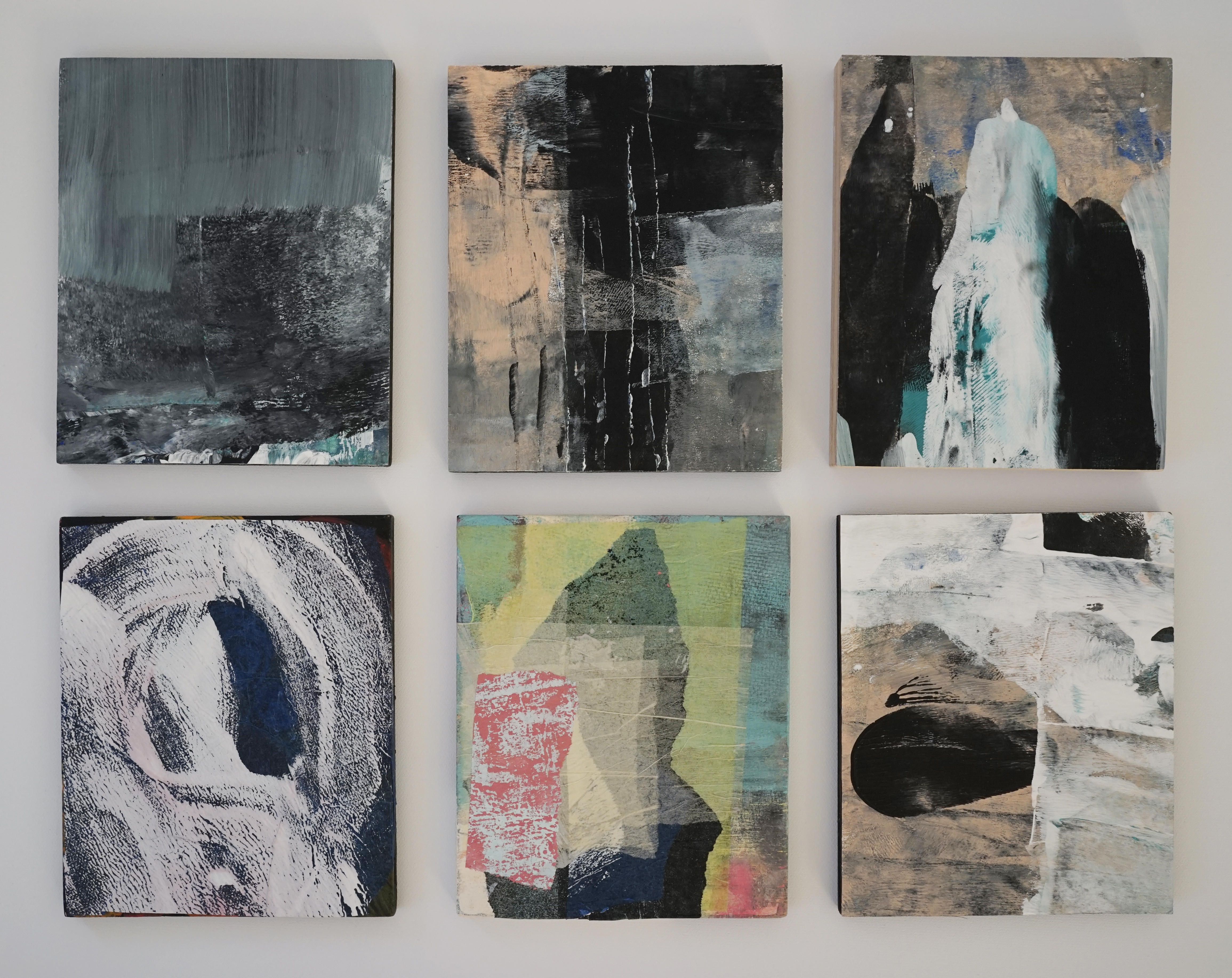 Available/ Series/ Acryl on paper, mounted on plywood / each 13x16cm/ 2018