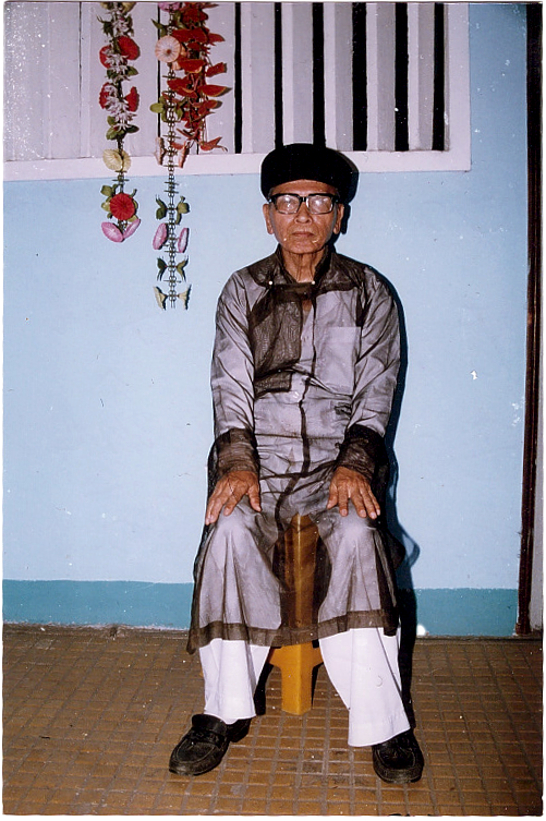 01220 Việt Nam