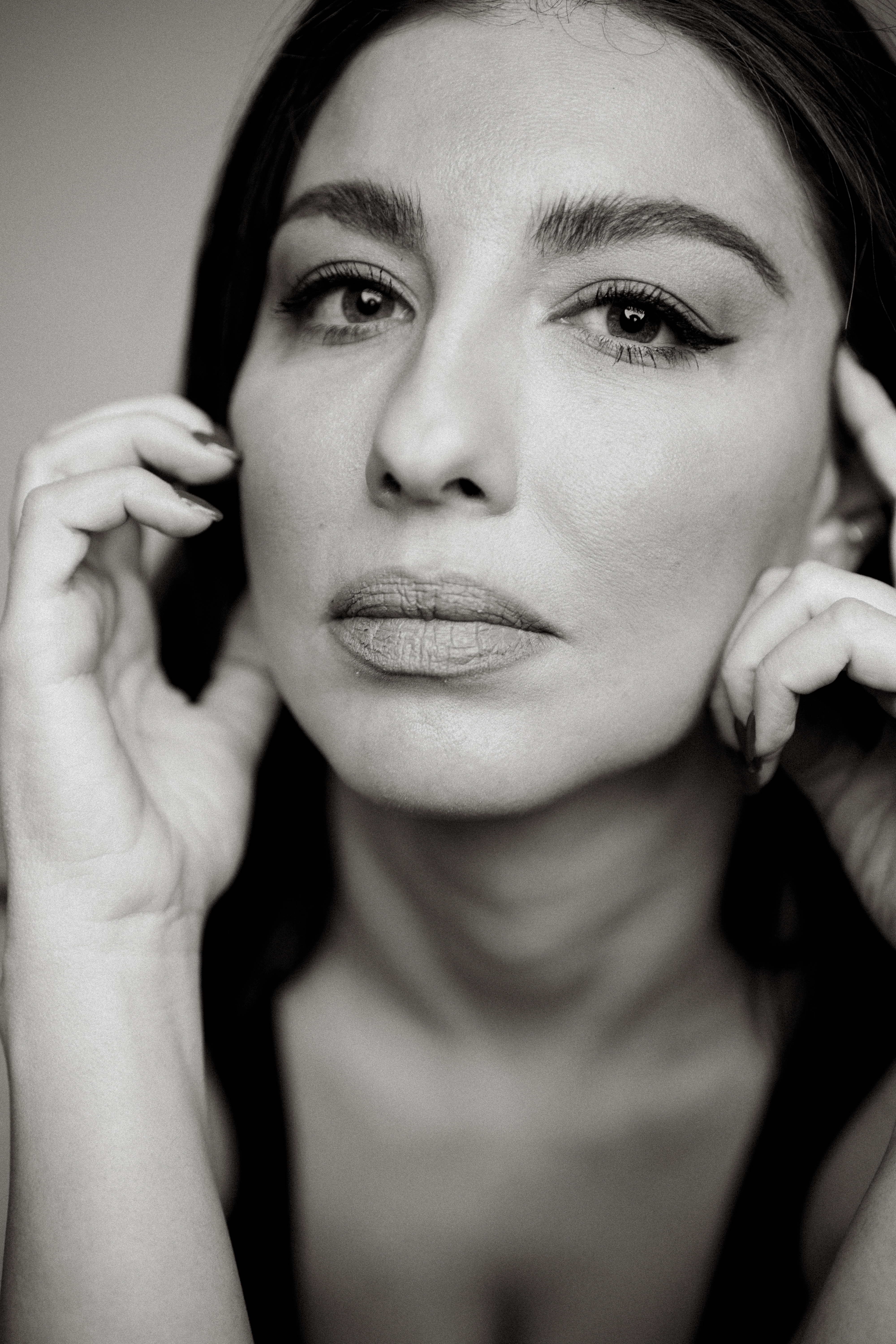 Velika. Personal in front of the camera.