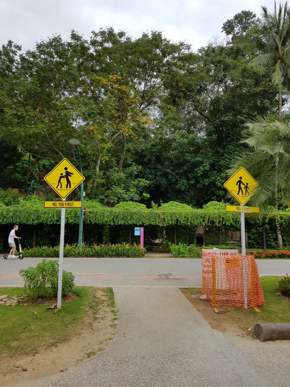 Signs on the Loose 2