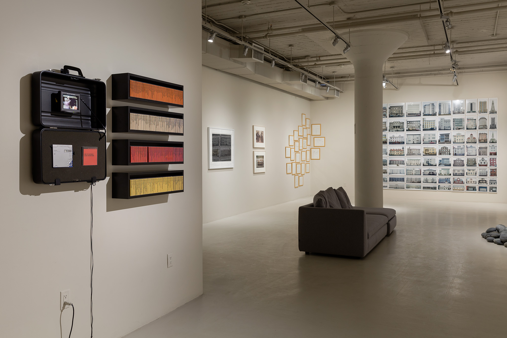 Installation shot, AND (Credit Etienne Frossard).