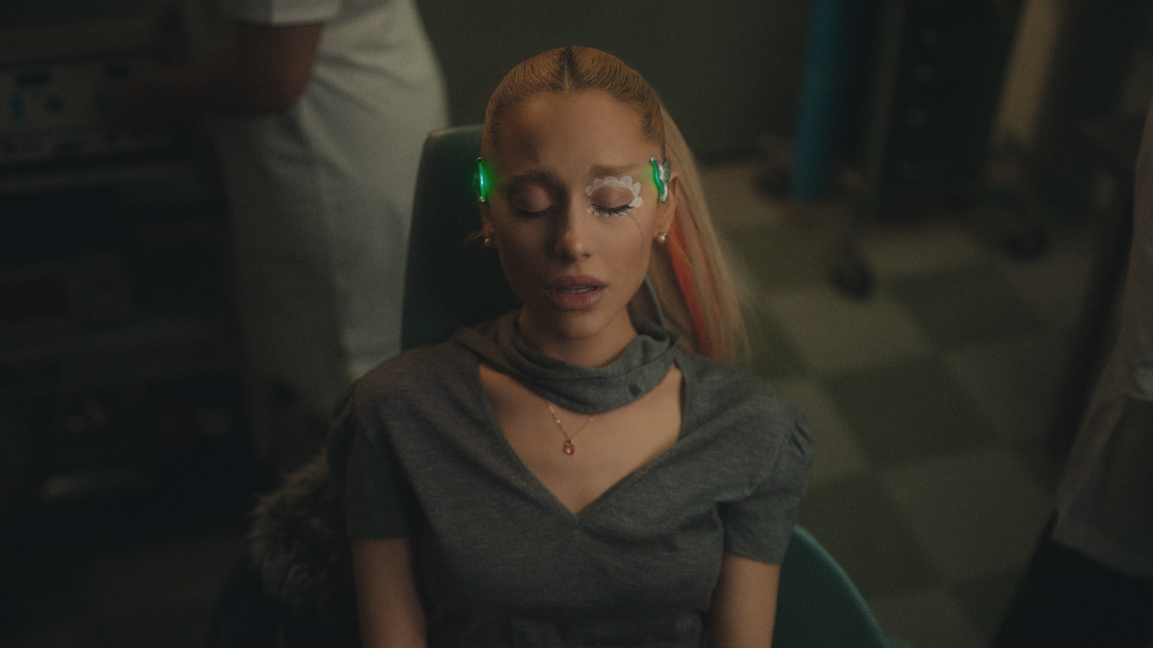 ARIANA GRANDE - WE CAN'T BE FRIENDS // DIR. CHRISTIAN BRESLAUER 2024