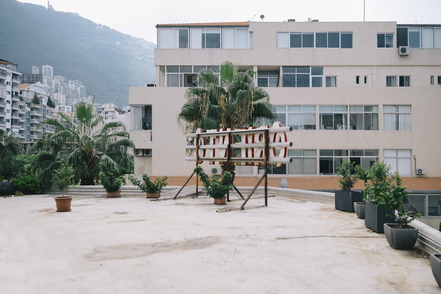 Foto viajes Líbano Beirut montañas y casas