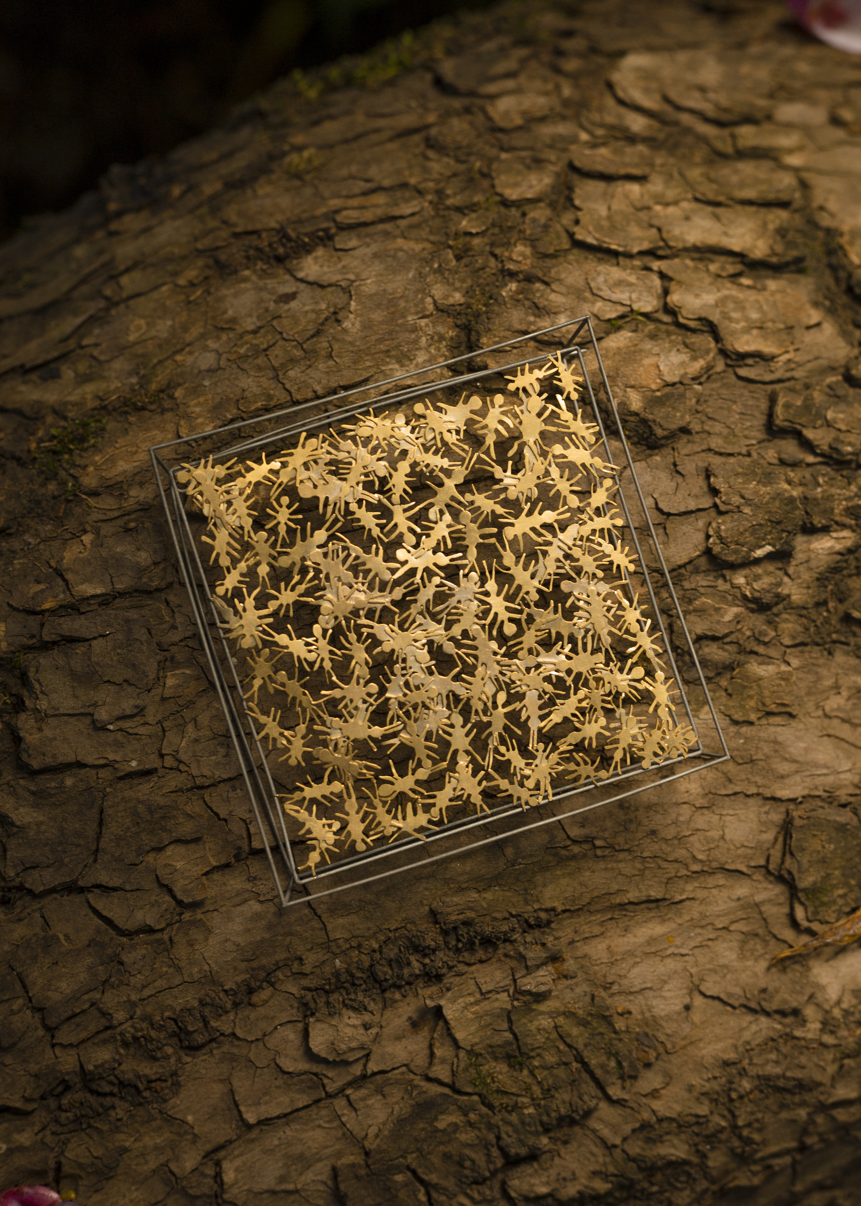 Formication Brooch, 9ct Gold and Steel, 2021. Photographed by Joe Habben.