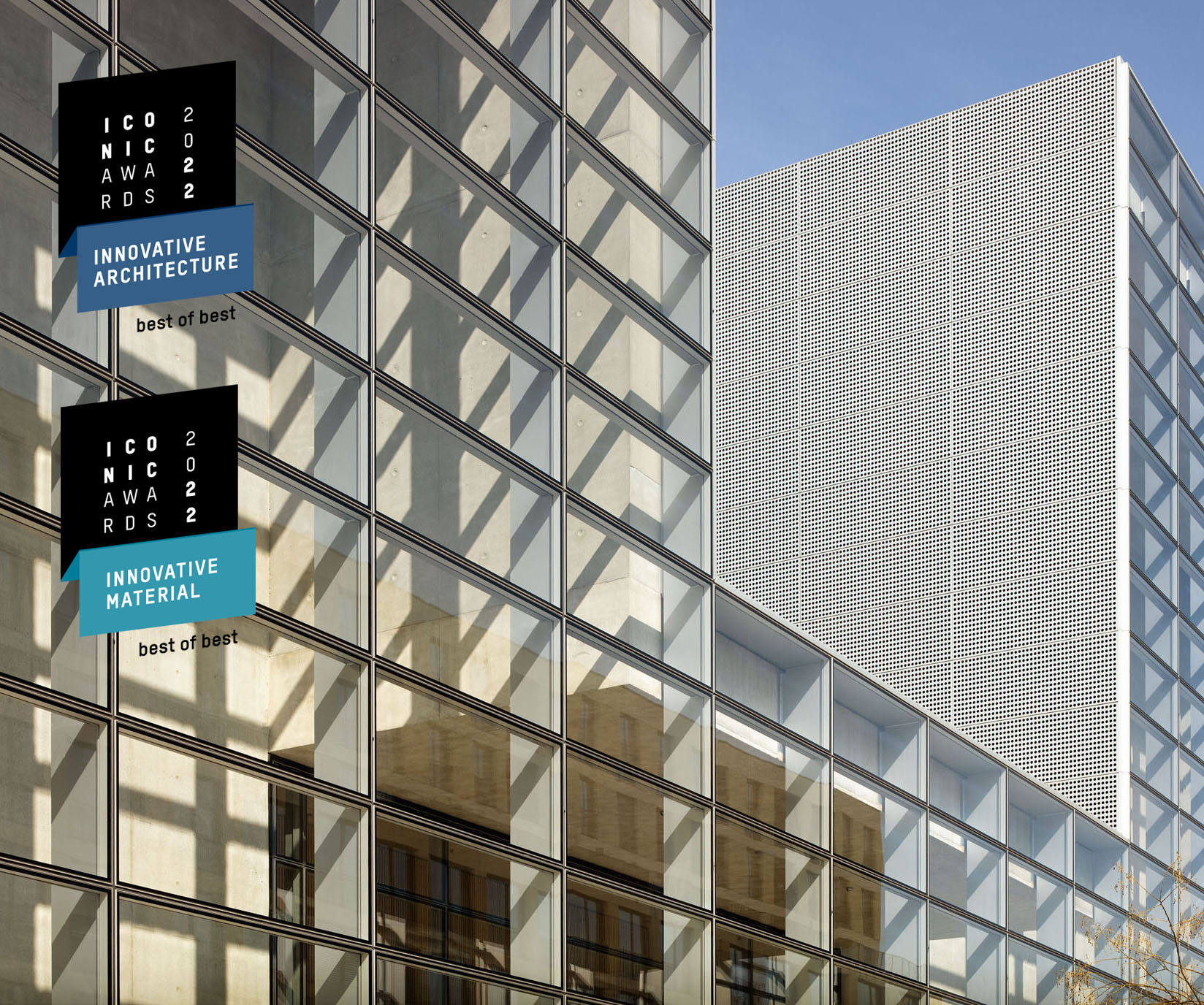 05/10/2022 - PRIX Les prix Innovative Architecture et Innovative Material sont remis à la Nouvelle Comédie dans la catégorie Best of Best des Iconic Awards 2022
