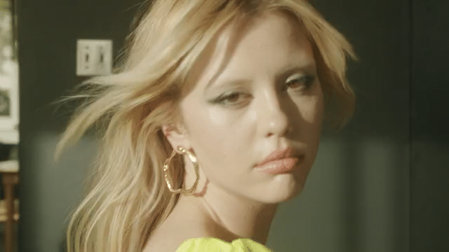 EVENING STANDARD WITH MIA GOTH