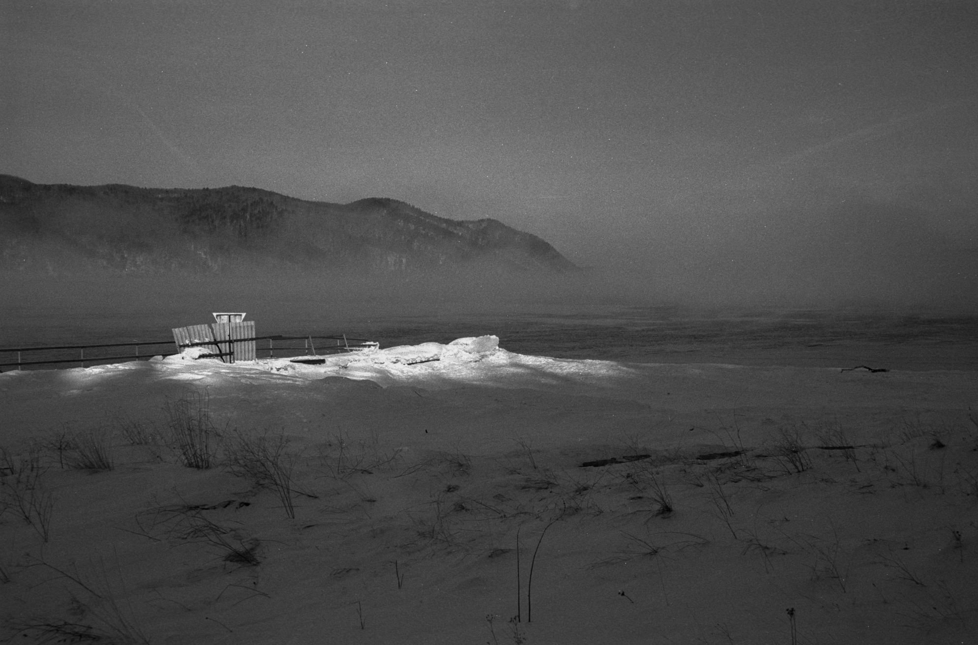 Analog b&w printing, Ilford Multigrade FB WarmtoneSemi-Matt, 40x26 cm, edition 1+3AP, 2024