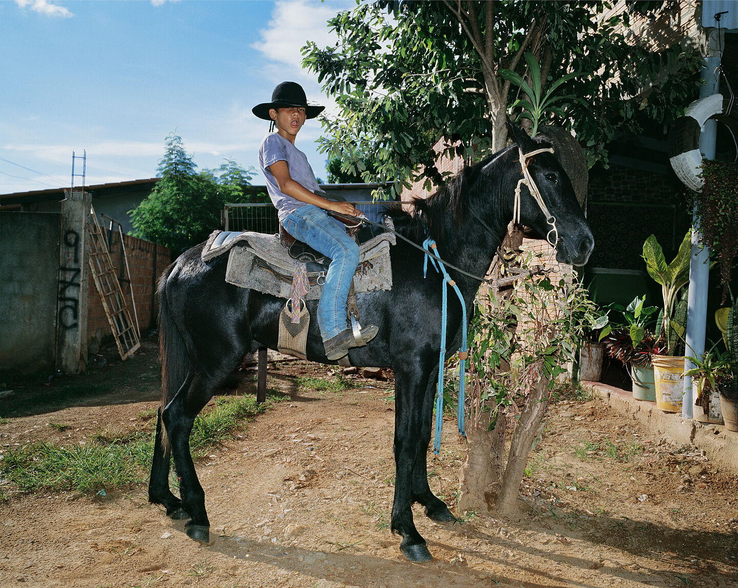 © Emilio AZEVEDO Le long de la Transamazonienne BR-364, Rondônia, Amazonie occidentale Tirage jet d’encre, Projet réalisé dans le cadre du Prix pour la Photographie du musée du quai Branly – Jacques Chirac