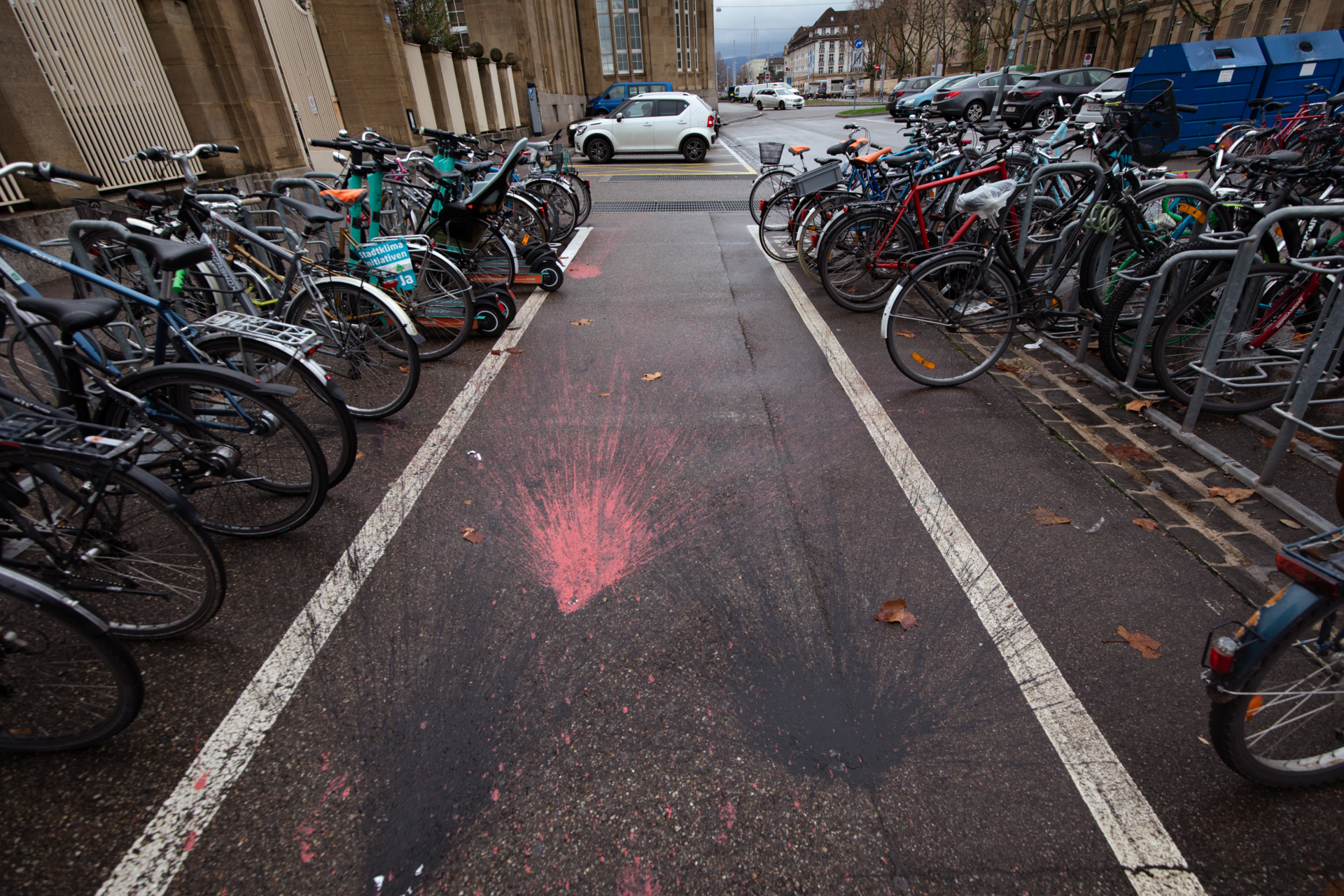 Opoku_Kwaku_Dead-Bikes-Riding_UO-04