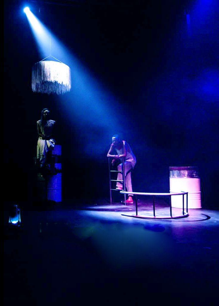 African futurism inspired the combination of industrial materials, the use of violet lighting and a palate of silver, gold natural tones