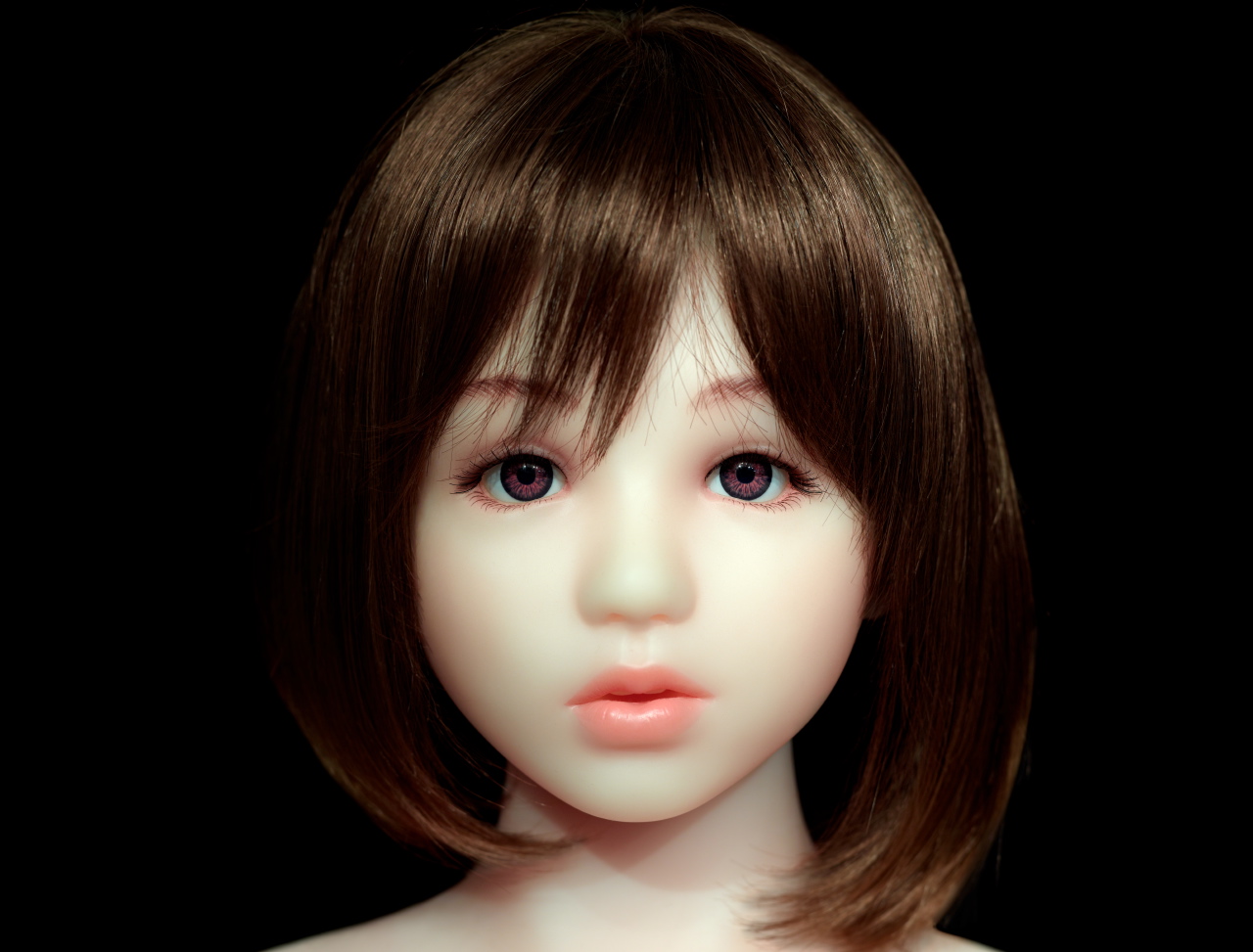 Hina, C-print, 140 x 170 cm image & mount, Edition of 8