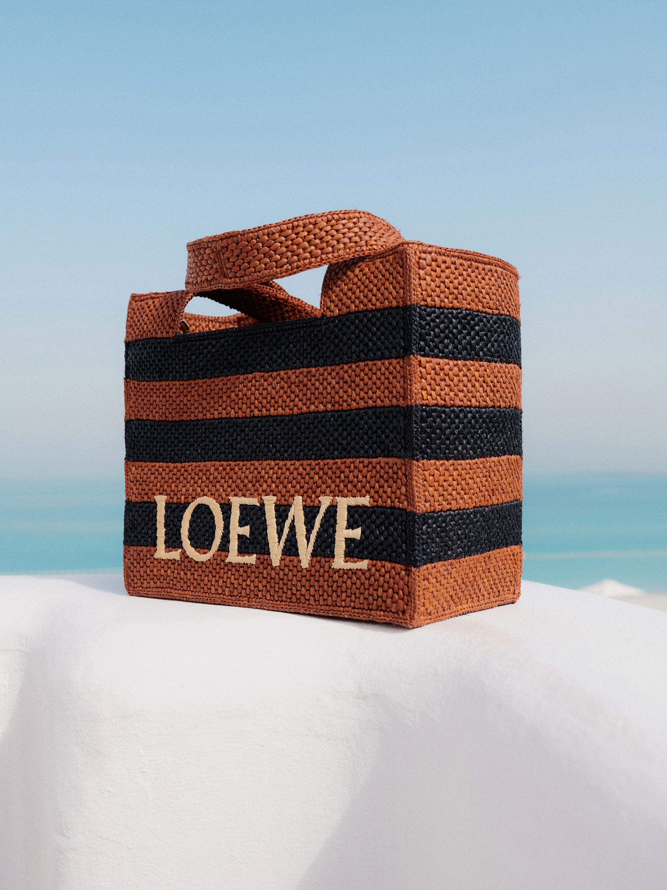 Loewe Paula's Ibiza 5/6