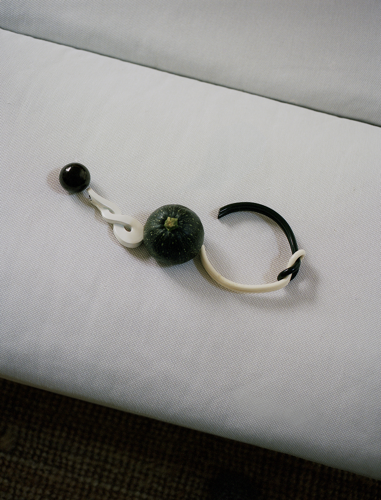 When the Waves Are Flat - Metal Magazine. (12/15)