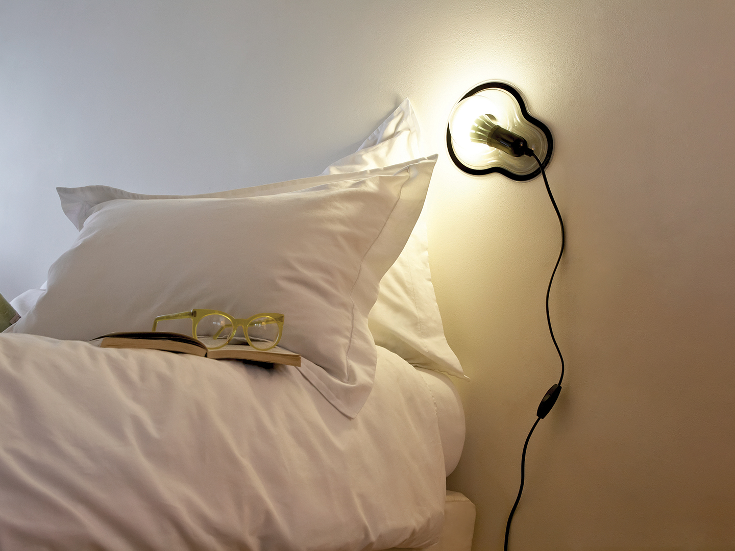 Sticky Lamp - Chris Kabel