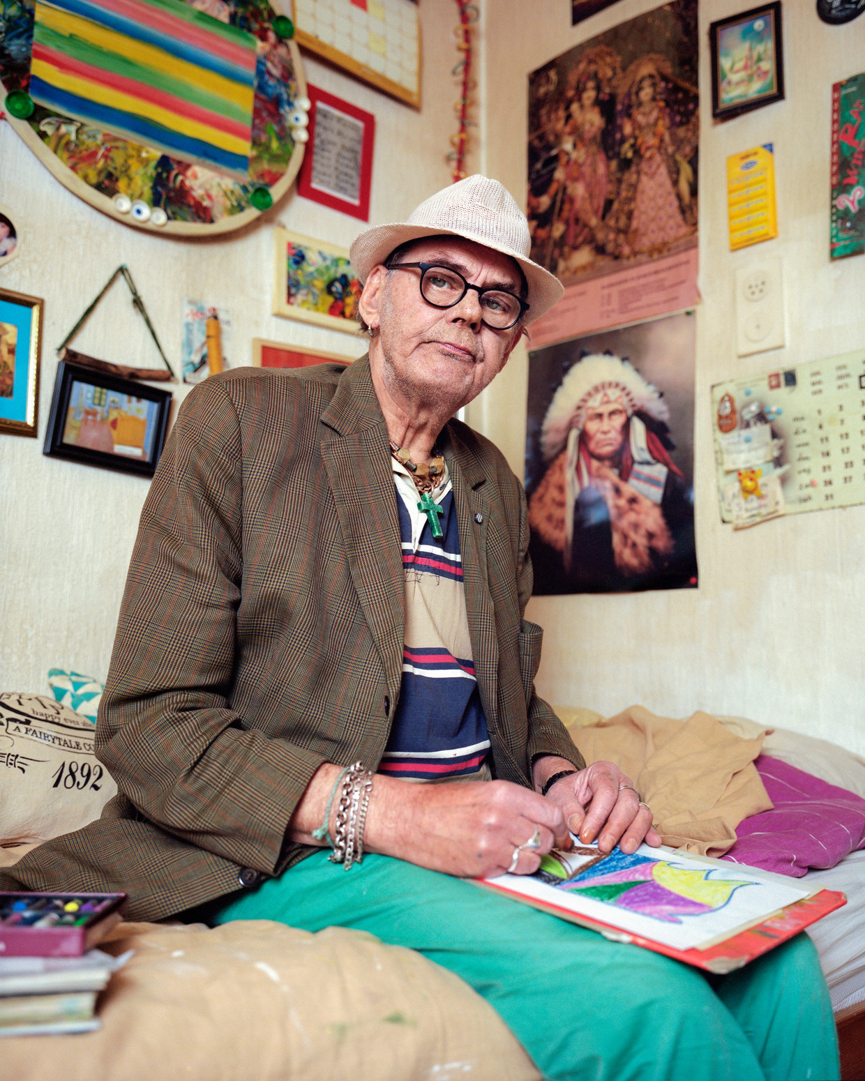 De Volkskrant - Kunstenaar Hans Olivier