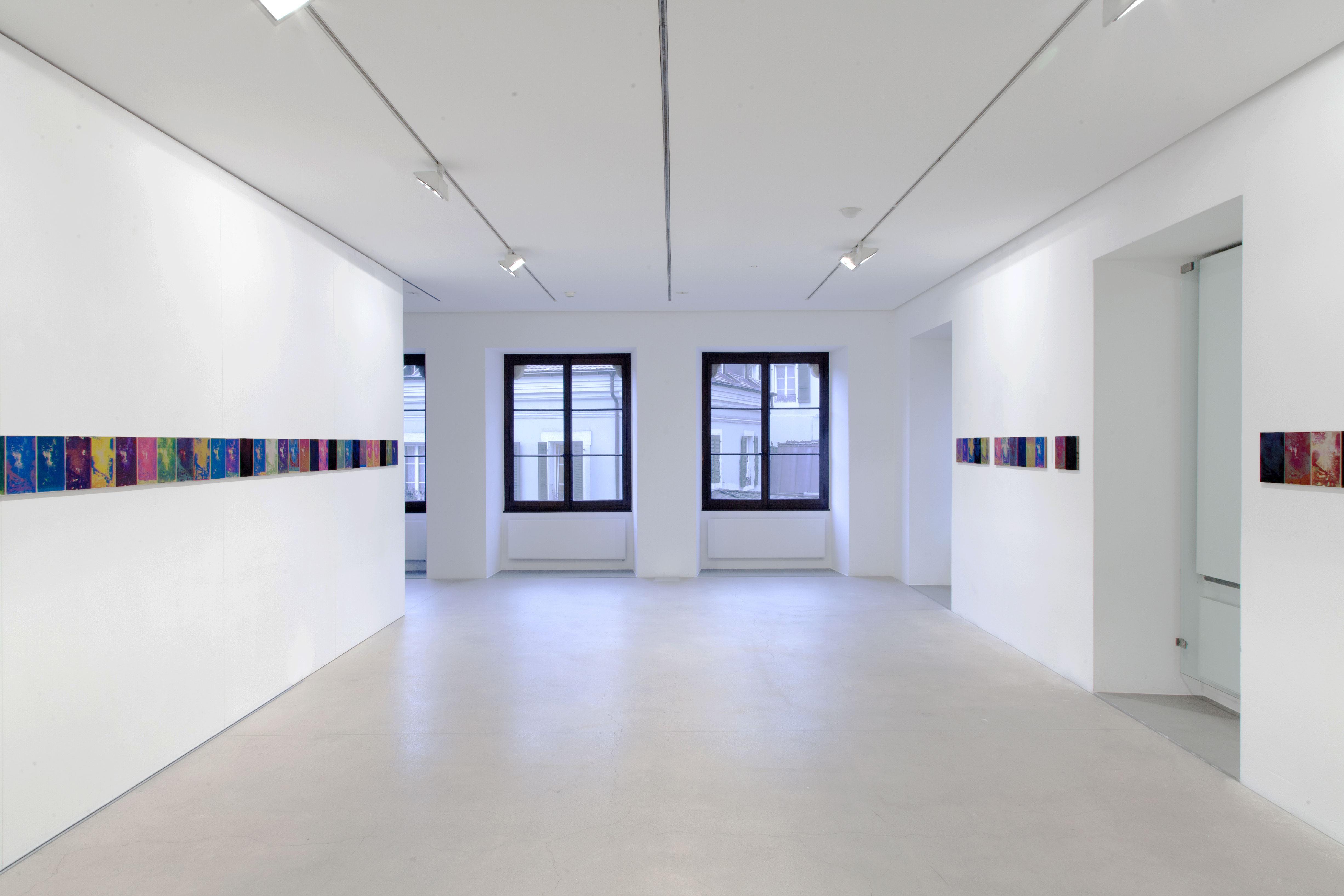 04:47 at Bennie's, Exhibition view 