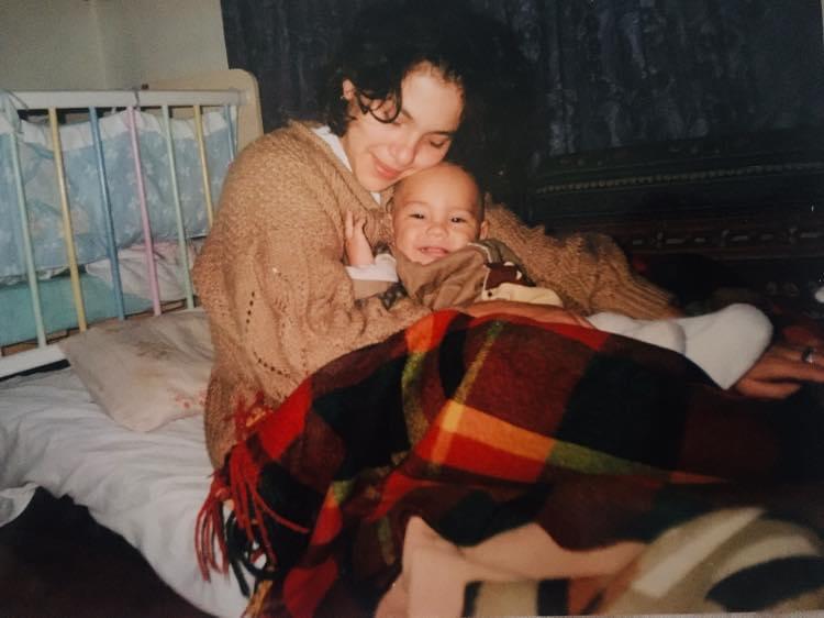 Raphael com sua mãe Lenita em Porto Alegre.