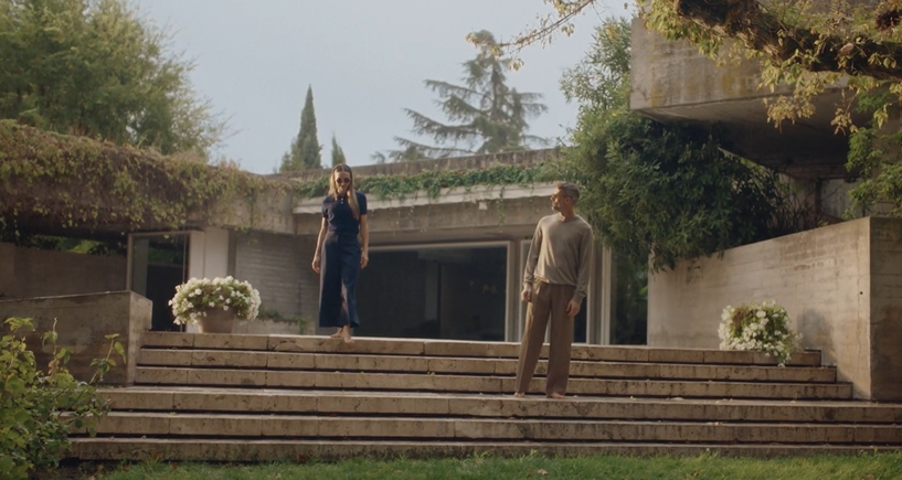 NEOCHROMES "You move, they change"