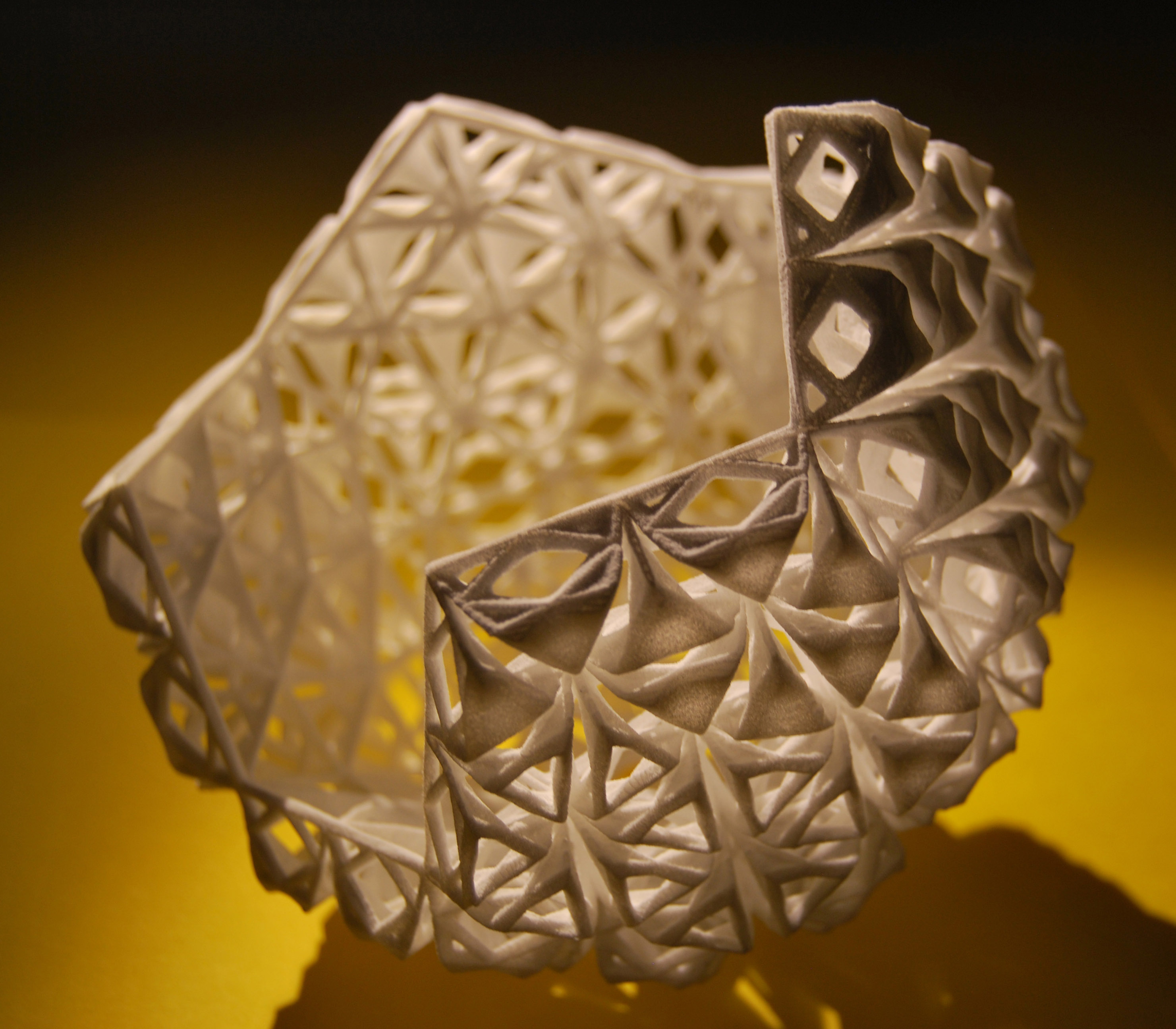 Becerdin mushuk qadar jum Straplez tasma boyicha korsatmalar (video va fotosurat)