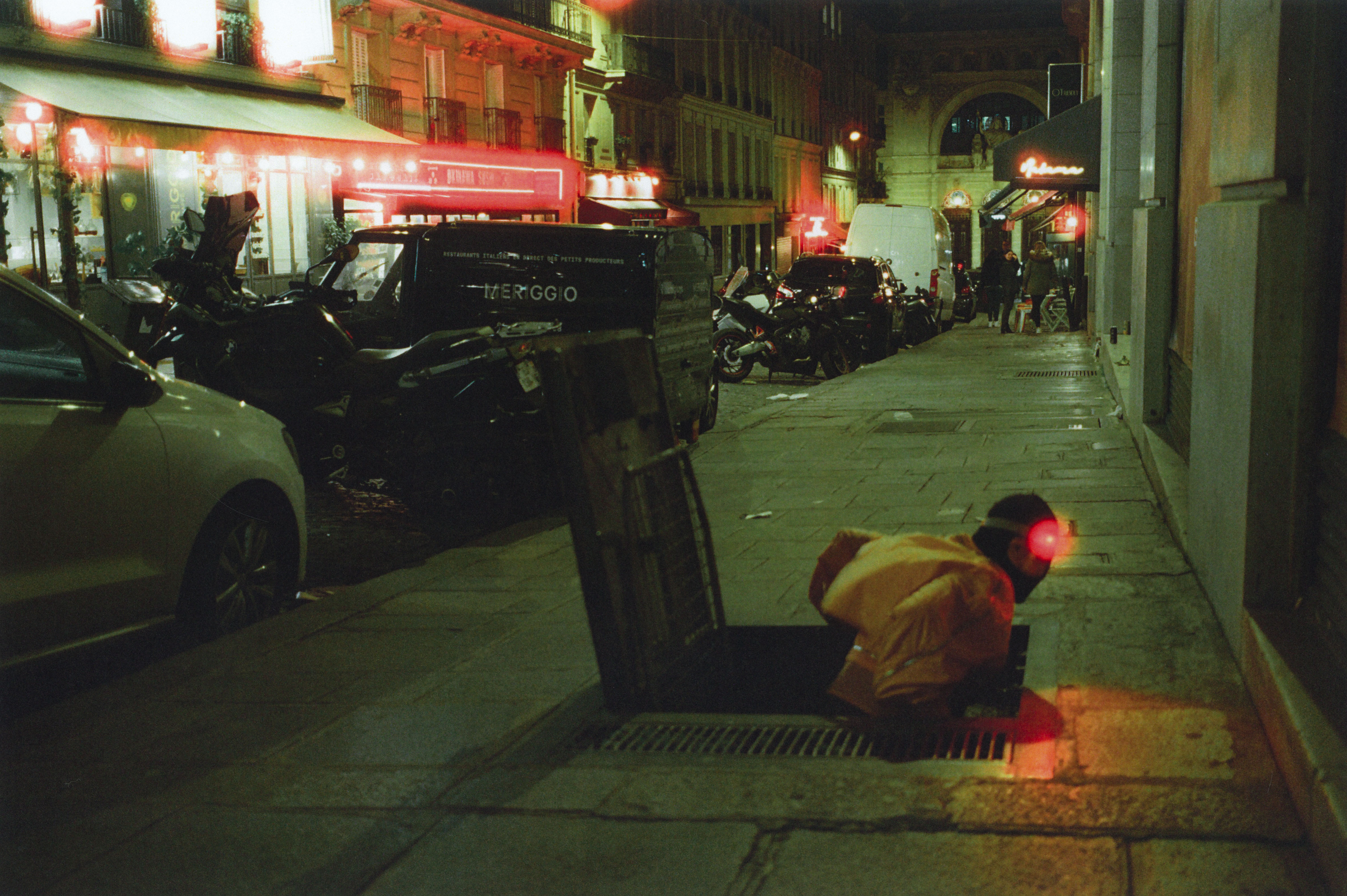 Personal project "-1st floor of Paris" Photo: Nastya Klychkova