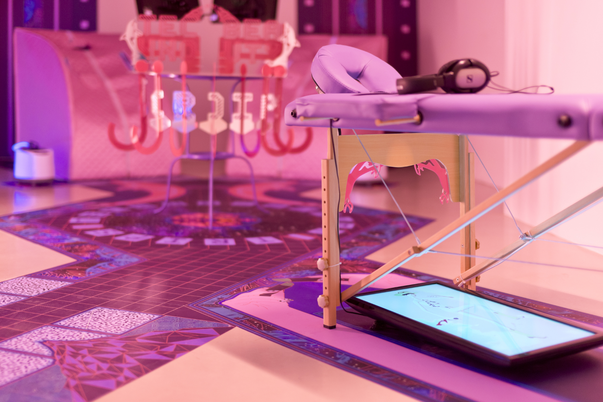 Techno Beuaty T(r)ips (a project by Fru*Fru)