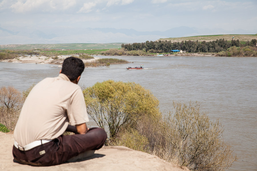 Semalka, point de passage entre le kurdistan syrien et le kurdistan irakien, c&ocirc;t&eacute; syrien. A cause des divergences politiques entre les deux bords, le terminal fonctionne au ralenti.