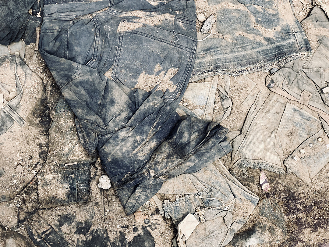 A 'jeanscarpet' as presented to walk on during the Denim Days, Amsterdam, 19.06.2019 ©Linda Valkeman