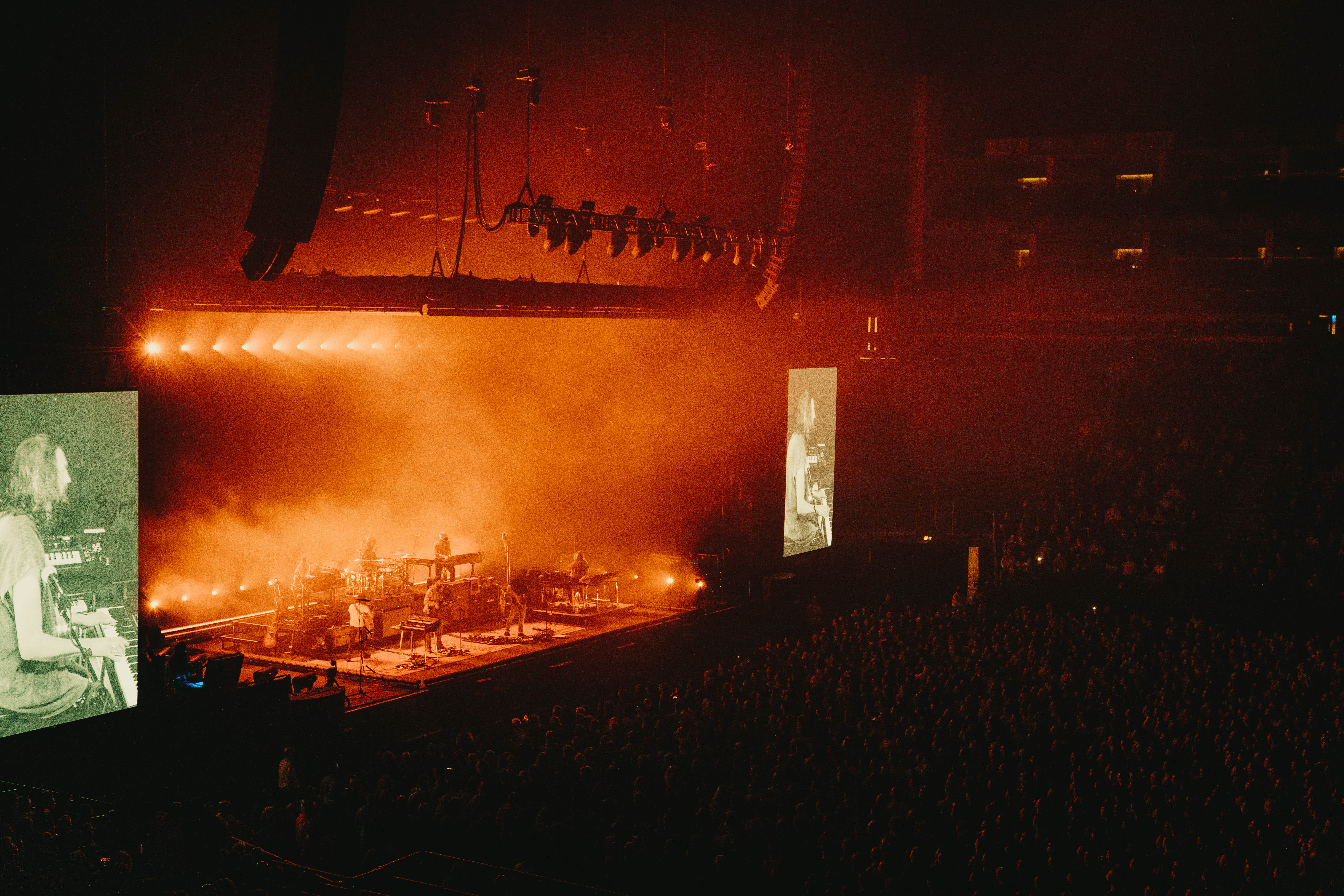The War on Drugs - The O2 Arena