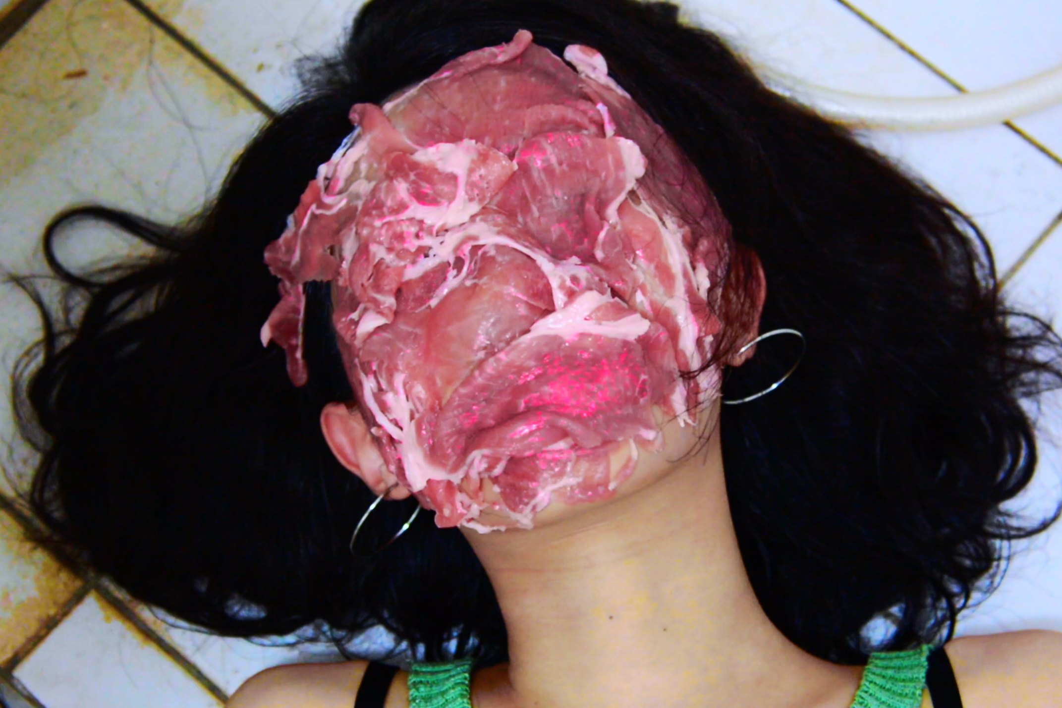 2016 / The Incredible Toilet Beauty