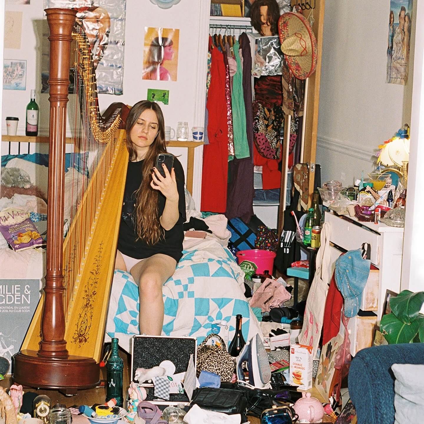 Parallel / Emilie Kahn