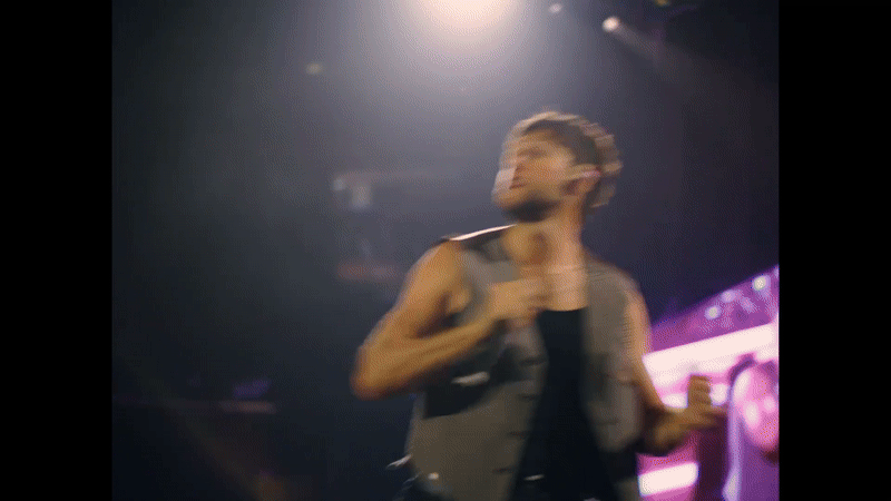 EDITOR / COLORISTNIALL HORAN - 'SLOW HANDS' LIVE @ MSG