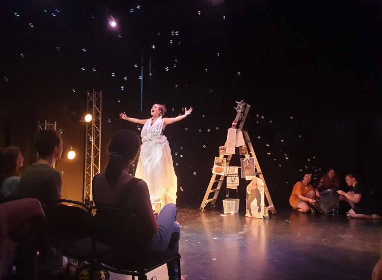 baby i'm a firework.jpeg